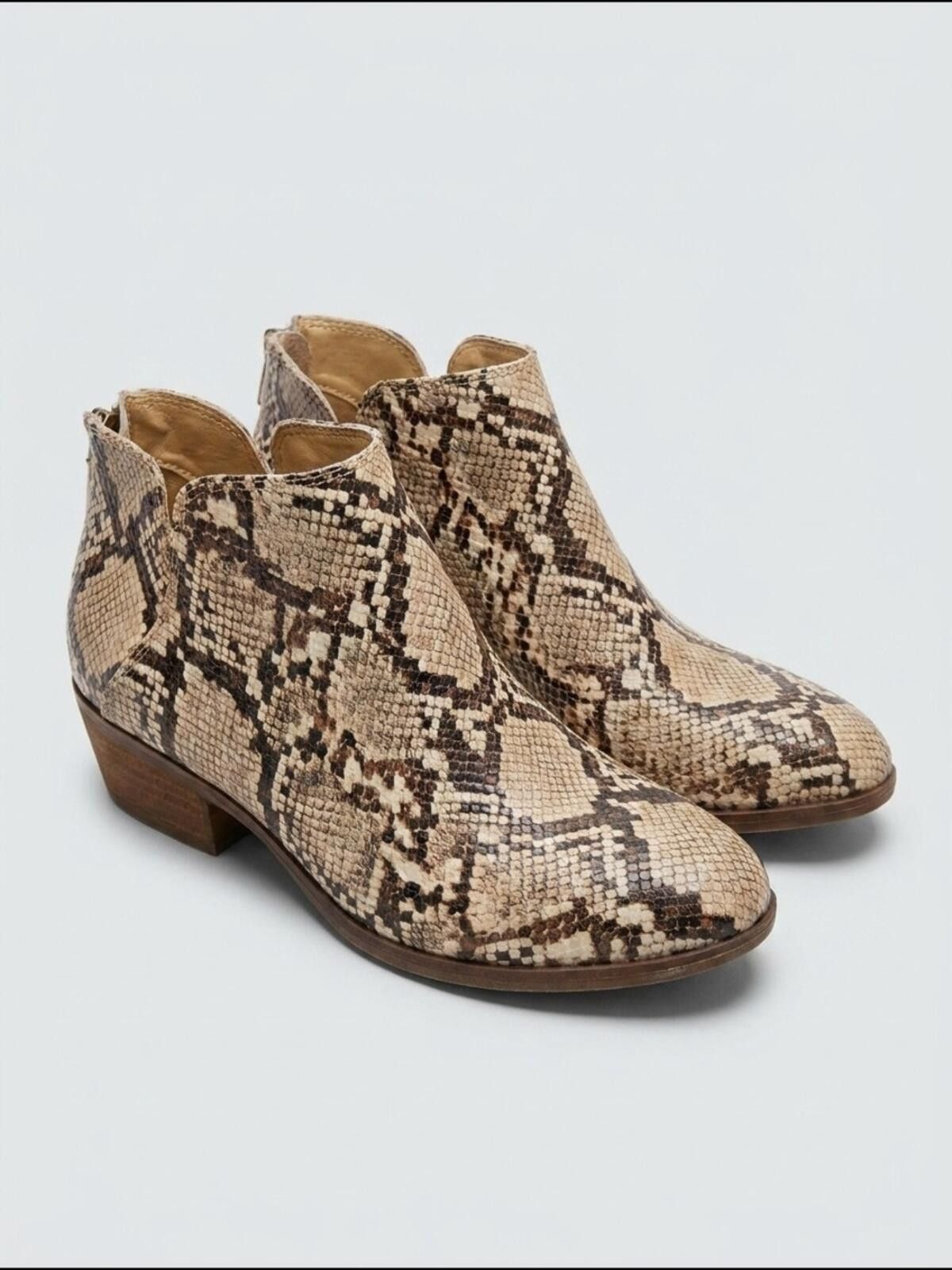Other Michael Shannon Snake-Print Ankle Booties in Beige Size US 9 / IT 39 - 1 Thumbnail