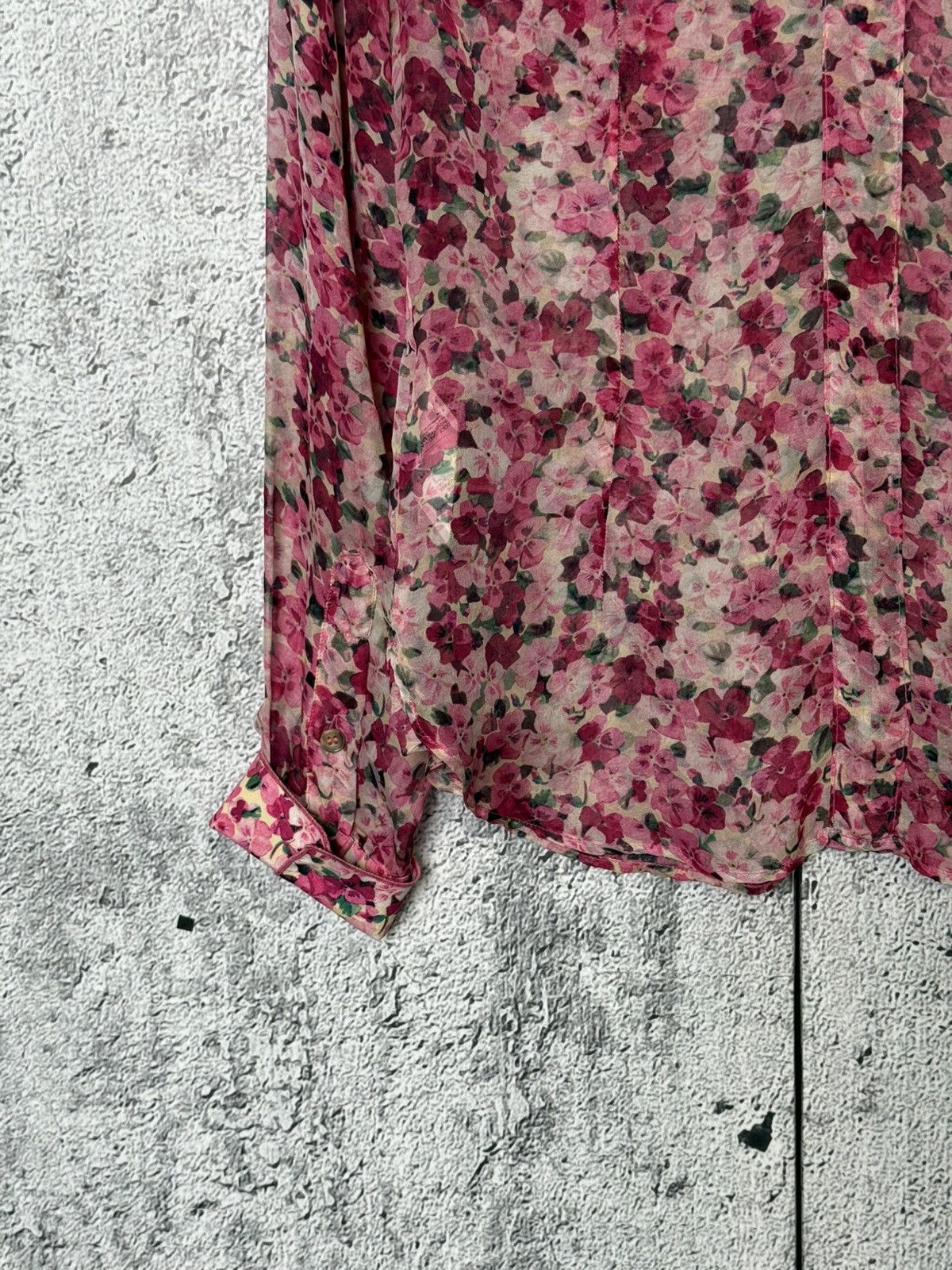 Dolce & Gabbana Dolce & Gabbana Silk Shirt D&G Floral Sheer Button Up Blouse Size XS / US 0-2 / IT 36-38 - 14 Thumbnail