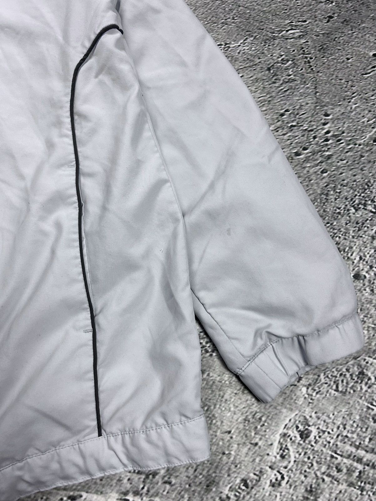 Adidas Adidas track jacket vintage grey Y2K zip nylon Size US S / EU 44-46 / 1 - 5 Thumbnail
