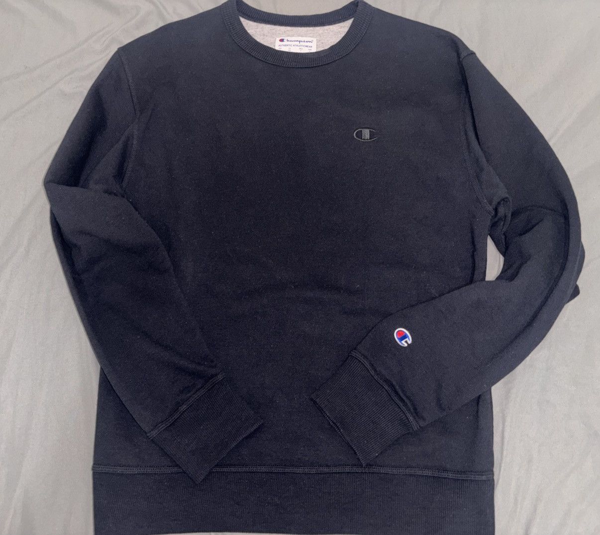 Champion Champion crew neck size medium in black Size US M / EU 48-50 / 2 - 5 Thumbnail
