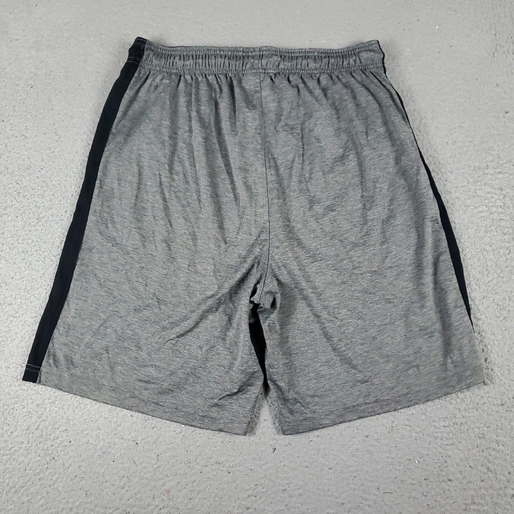 Reebok Reebok Shorts Mens Size Medium Gray Active Running Athletic Gym Size US 31 - 6 Thumbnail