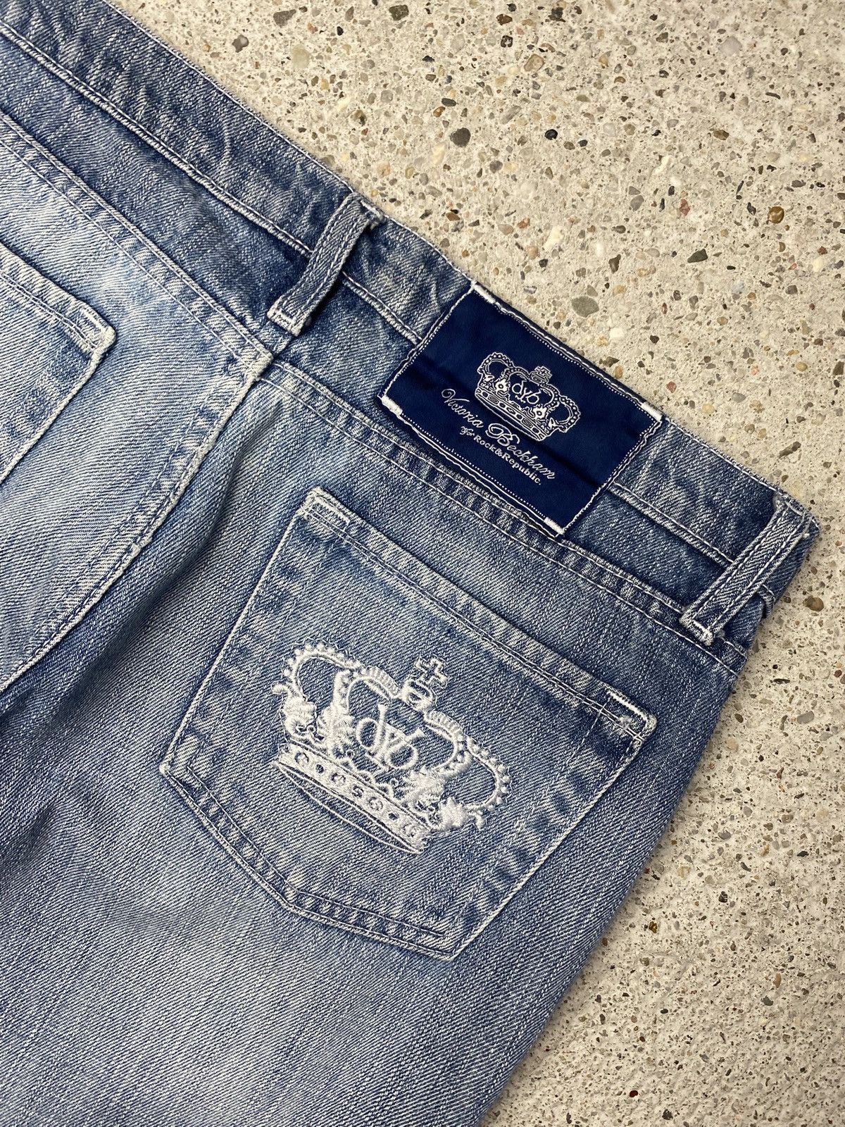 Victoria Beckham Victoria beckham rock republic bootcut light washed jeans Size 29" - 3 Thumbnail