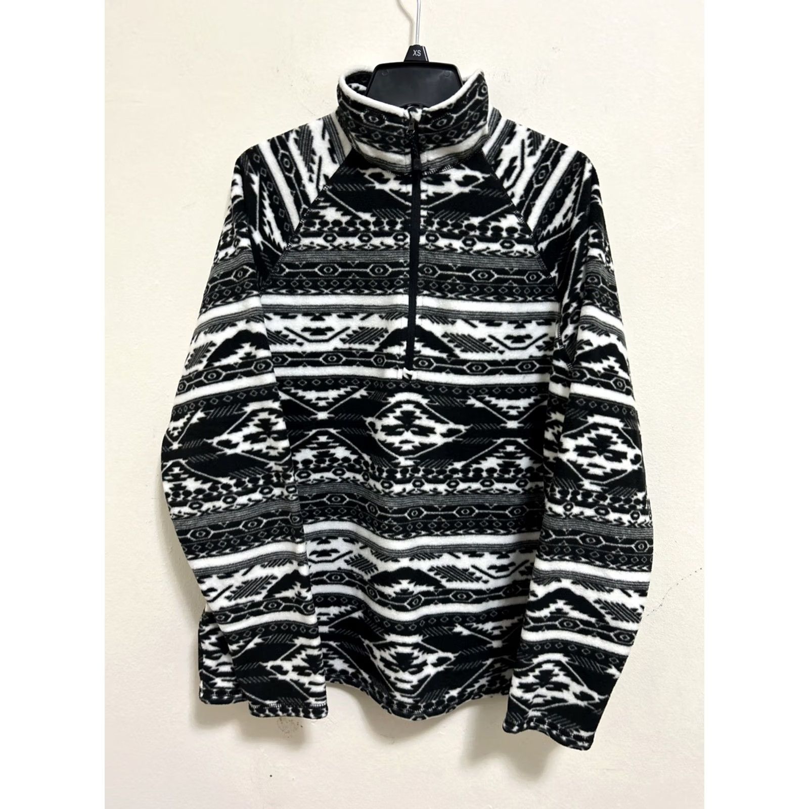 Eddie Bauer Eddie Bauer Fleece Sweater Womens Large Black 1/4 Zip Pullover Jacket Aztec Pattern Size L / US 10 / IT 46 - 2 Thumbnail