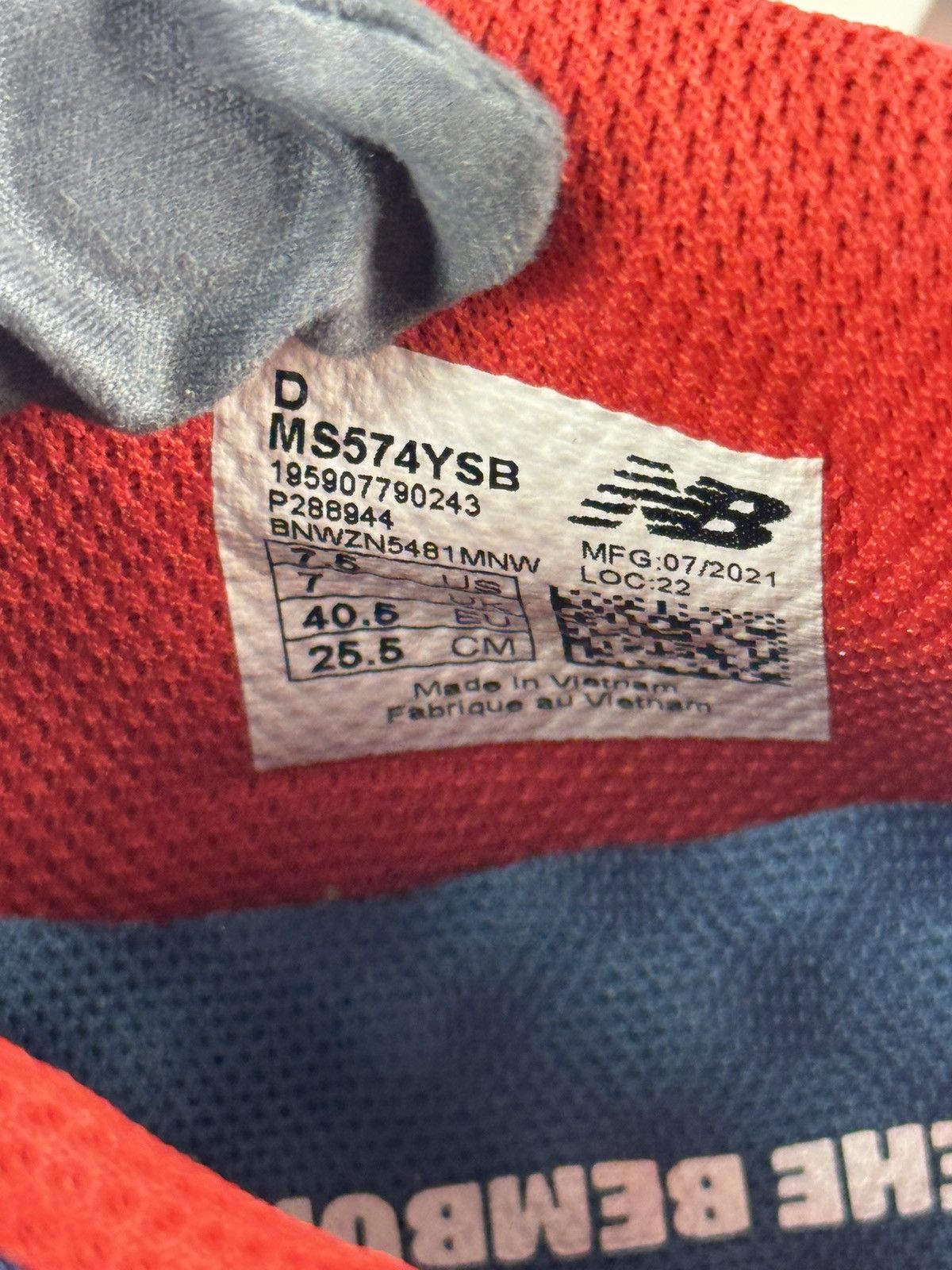 New Balance NEW BALANCE 574 SALEHE BEMBURY YURT WHISTLE SNEAKERS Size US 7.5 / EU 40-41 - 9 Thumbnail