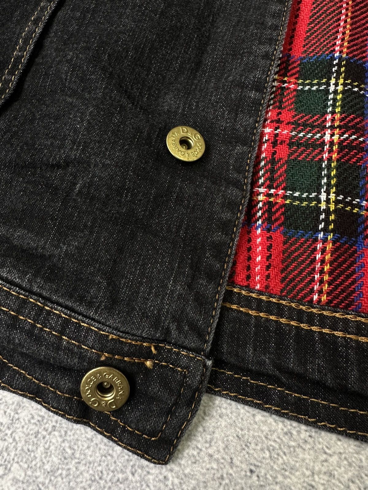 Dolce & Gabbana × Vintage Vintage Dolce&Gabbana HandPrinted Woman Denim Jacket Size S / US 4 / IT 40 - 14 Thumbnail