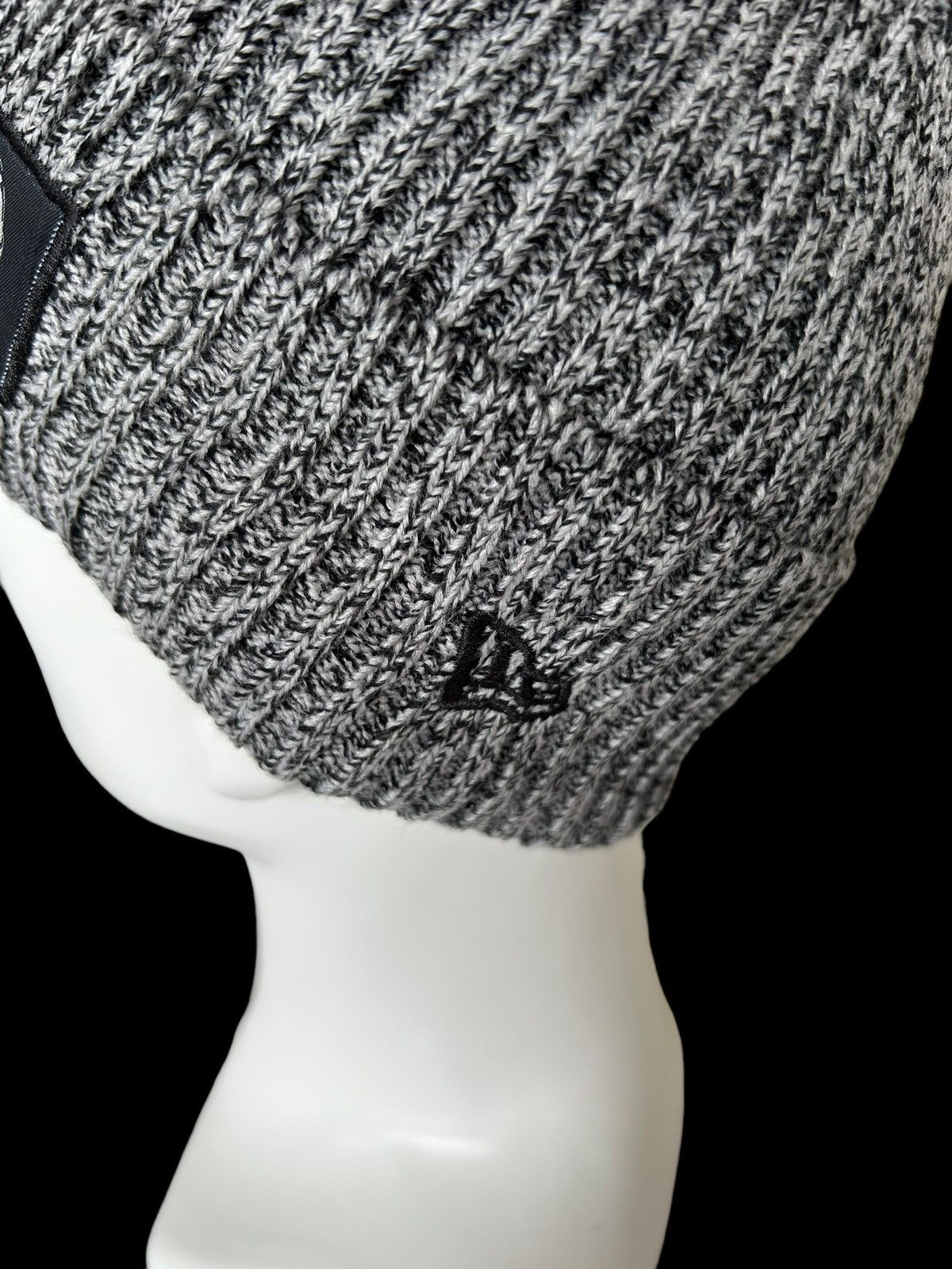 Japanese Brand × Red Bull Red Bull X New Era Beanie Hats Size ONE SIZE - 2 Thumbnail