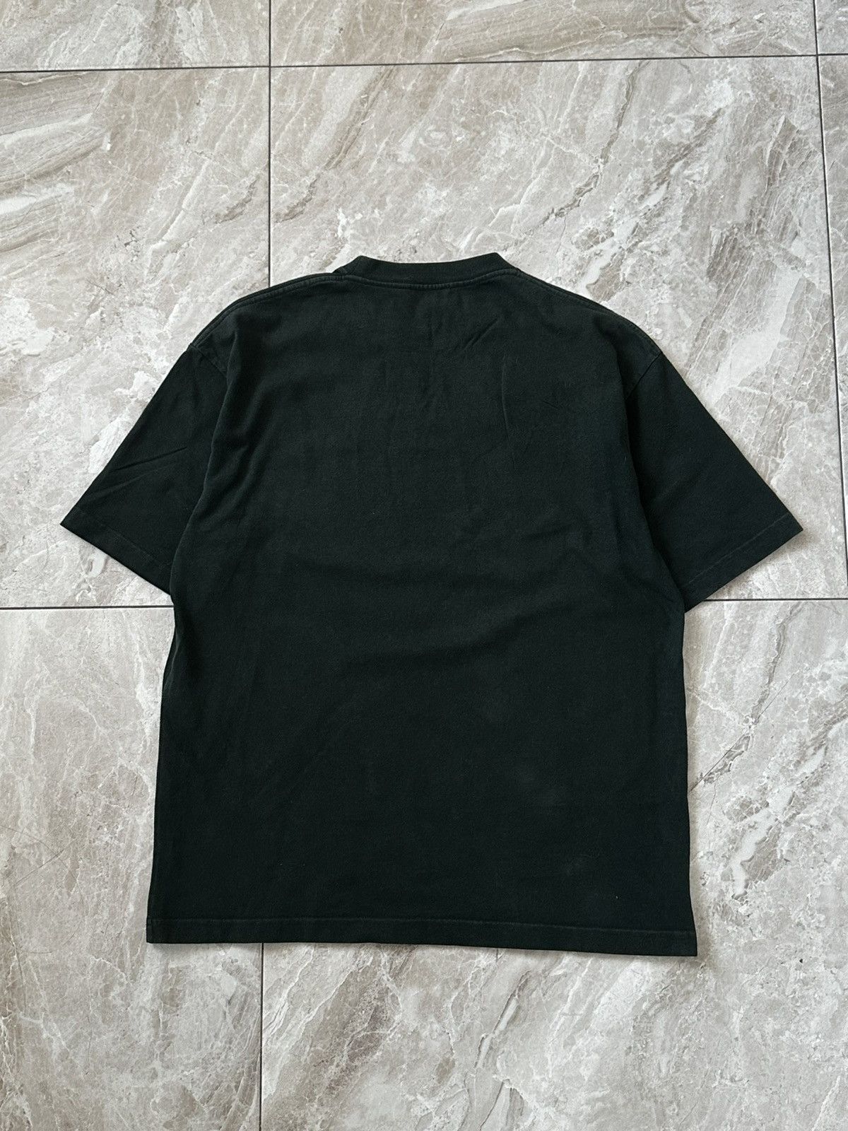Balenciaga balenciaga copyright tshirt Size US L / EU 52-54 / 3 - 2 Thumbnail