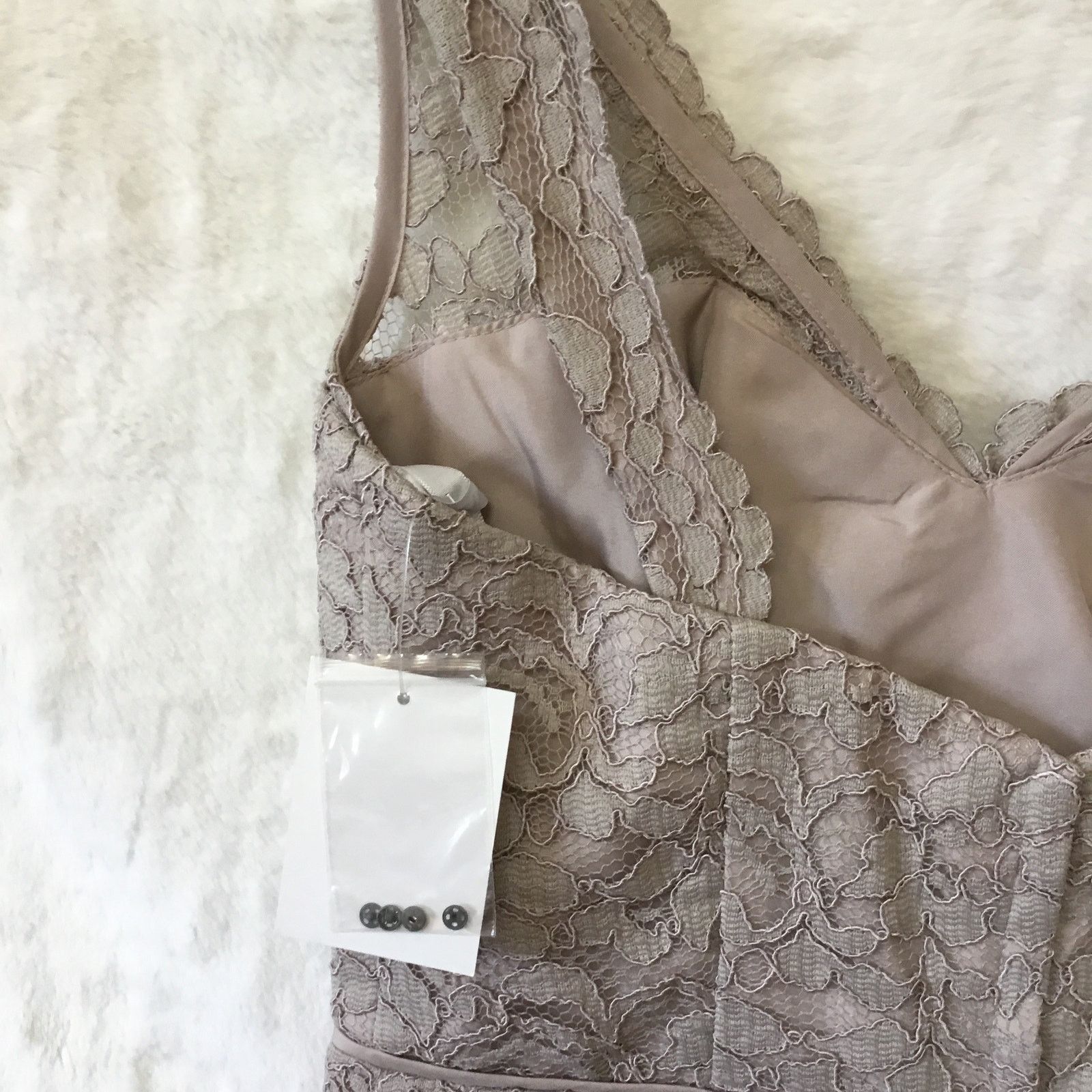 Other David Bridal Short Mocha Lace Dress with V-Neck Size XS / US 0-2 / IT 36-38 - 12 Thumbnail