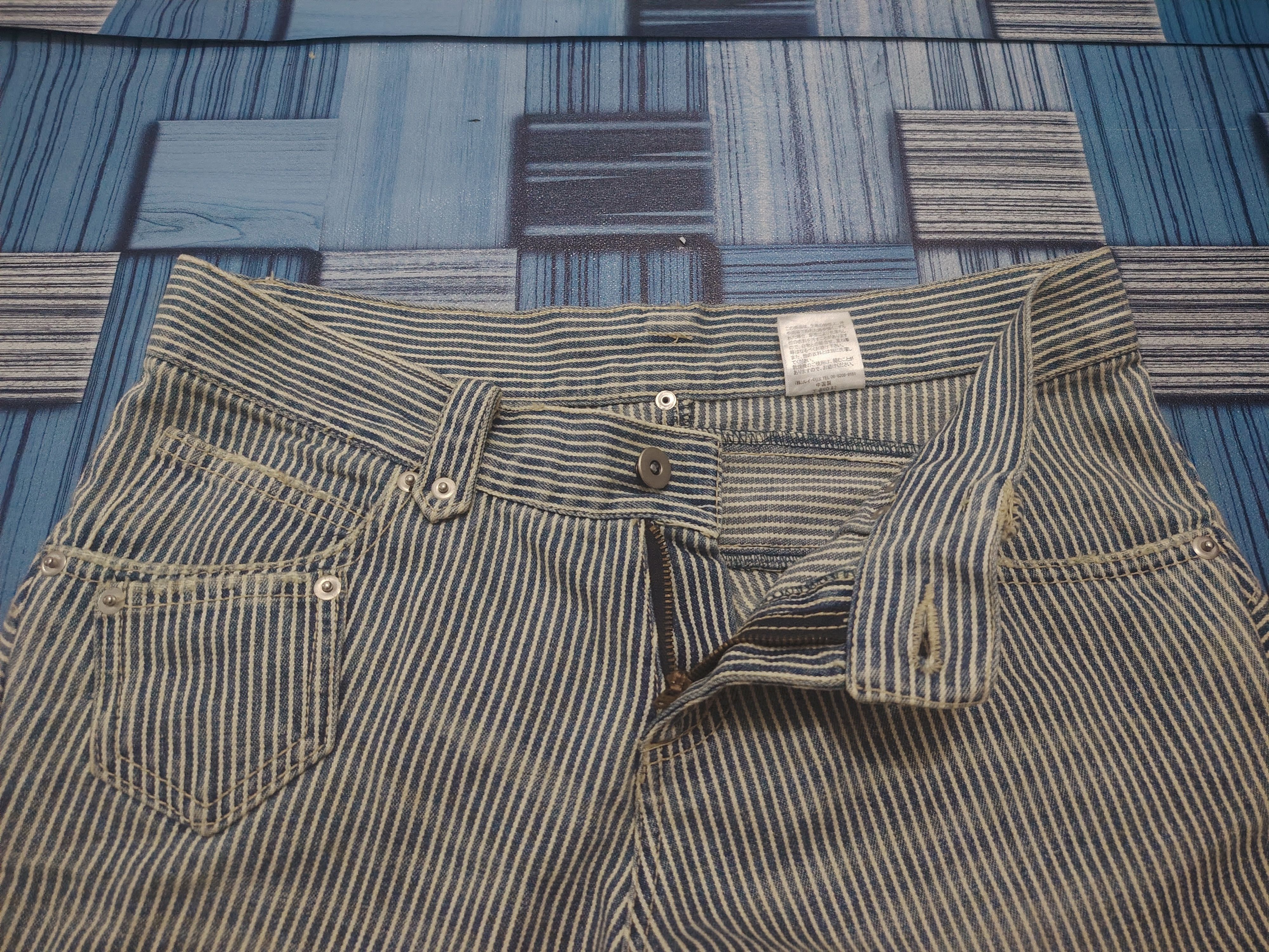 If Six Was Nine × Japanese Brand 💥Insane hickory stripe worker pants twist leg skinny design Size US 30 / EU 46 - 9 Thumbnail