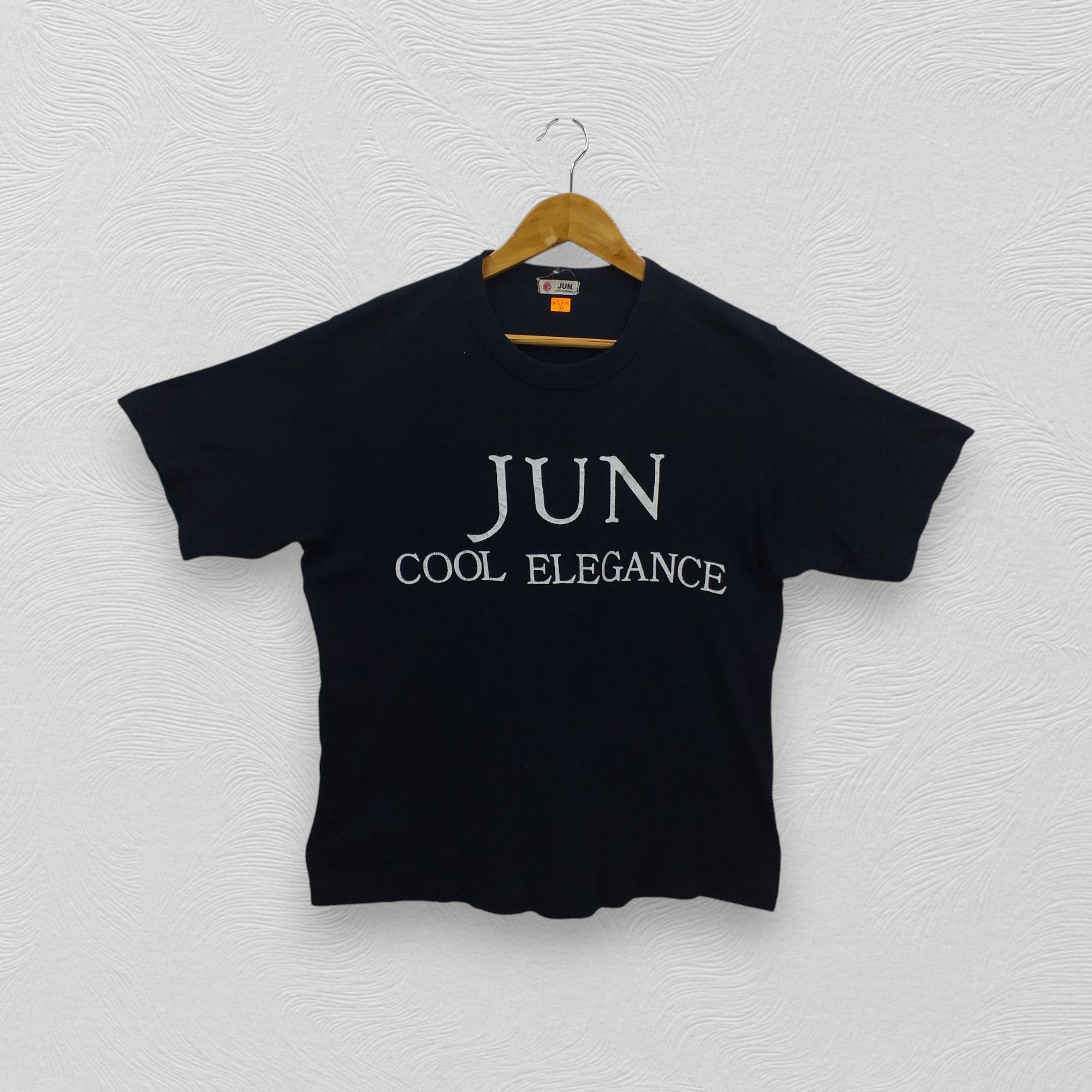 Japanese Brand Vintage Jun Cool Elegance Spell Out T-shirt -E039 Size US M / EU 48-50 / 2 - 1 Thumbnail