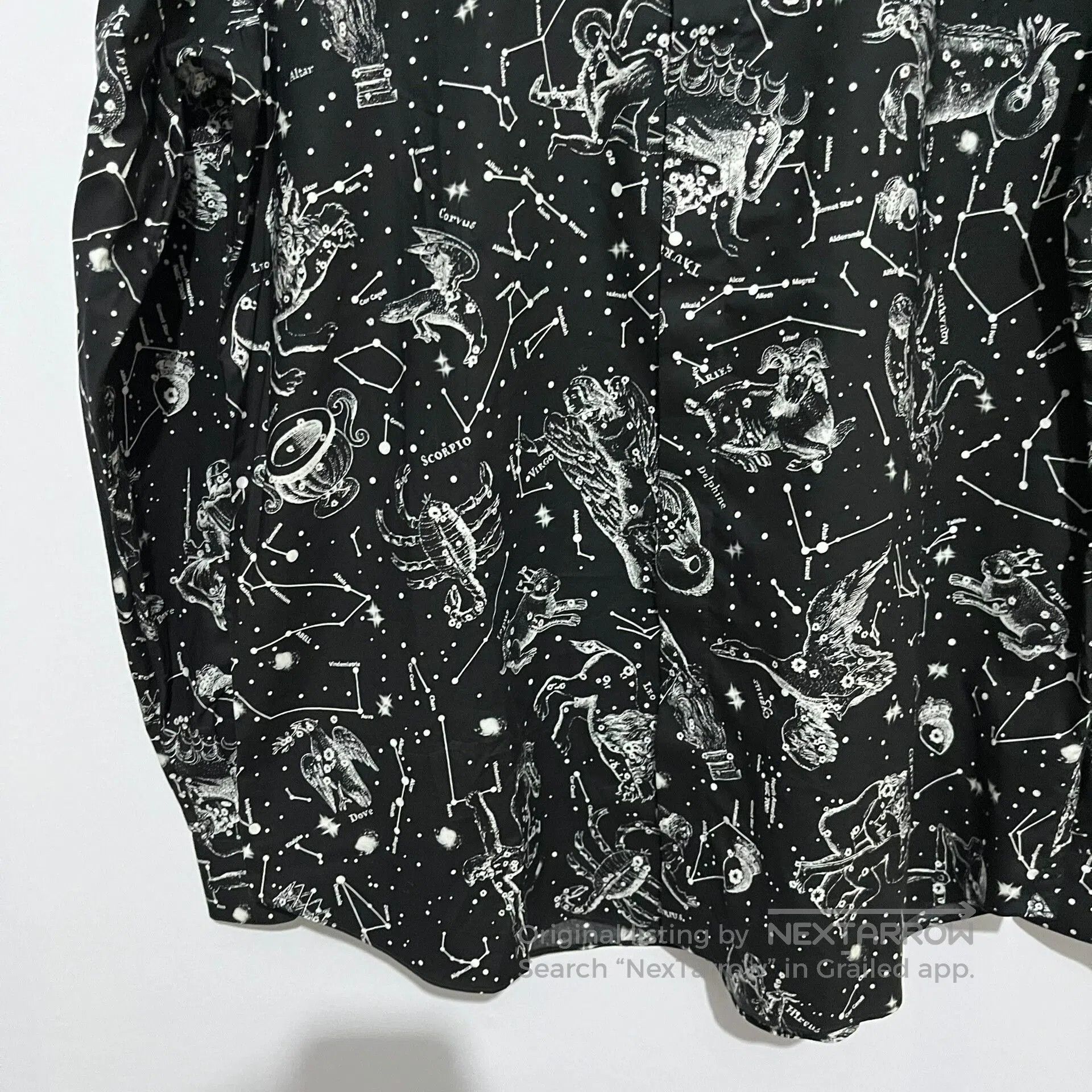 Valentino valentino constellation collar men's shirt. Size US L / EU 52-54 / 3 - 3 Thumbnail