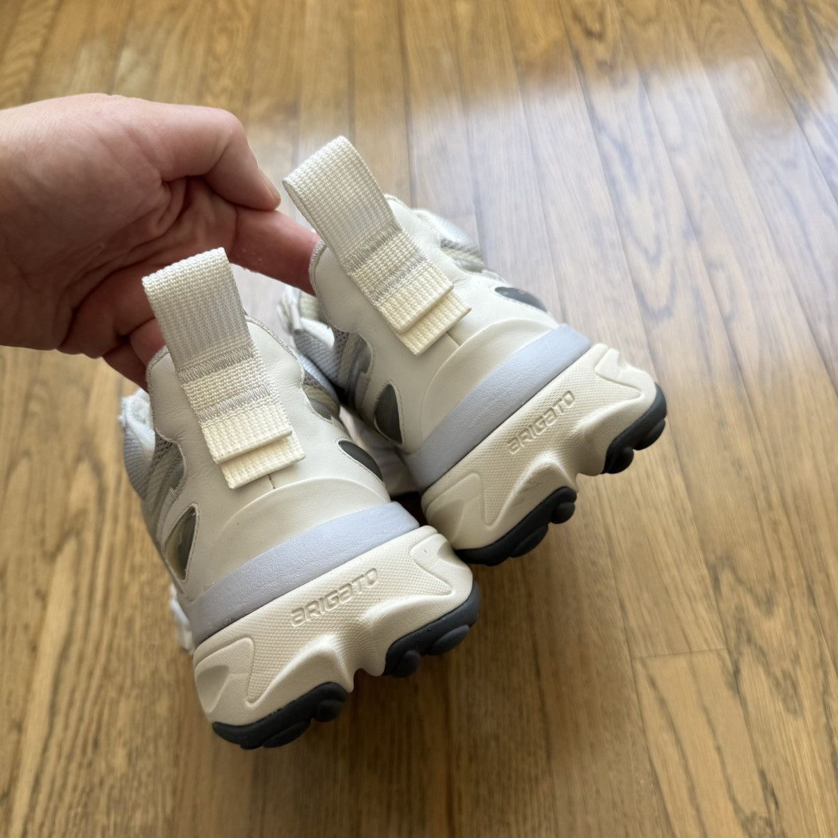 Axel Arigato Size UK 8 Axel Arigato Satellite trainer Size US 8 / EU 41 - 5 Thumbnail