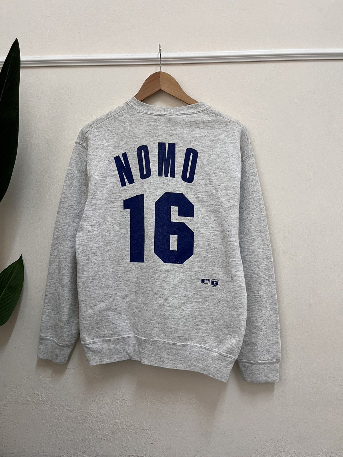 MLB Vtg 90s Dodgers MLB X Nomo 16 sweatshirt Size US M / EU 48-50 / 2 - 7 Thumbnail