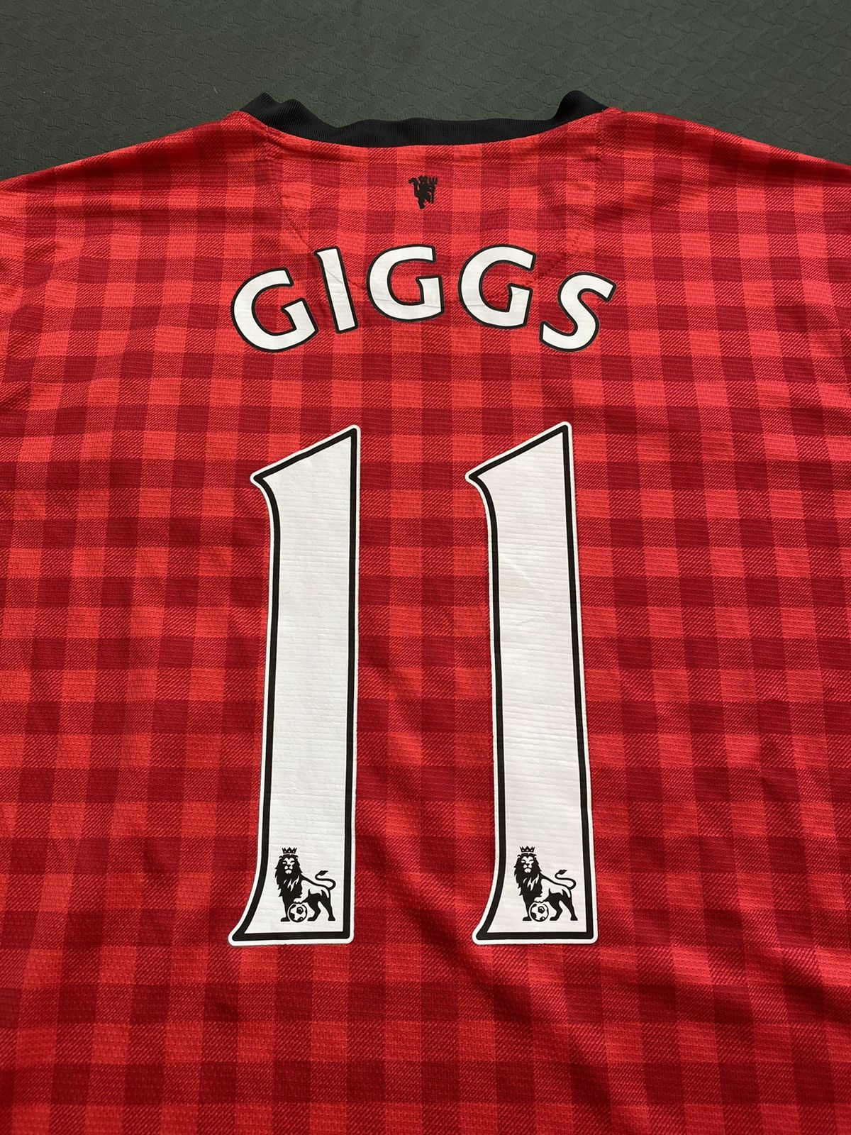Nike Manchester United 2012-2013 Home Long Sleeve Shirt #11 Giggs Size US M / EU 48-50 / 2 - 6 Thumbnail