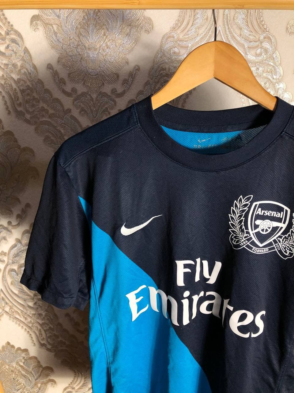 Nike VINTAGE NIKE FC ARSENAL LONDON ENGLAND SOCCER JERSEY RETRO Size US M / EU 48-50 / 2 - 3 Thumbnail