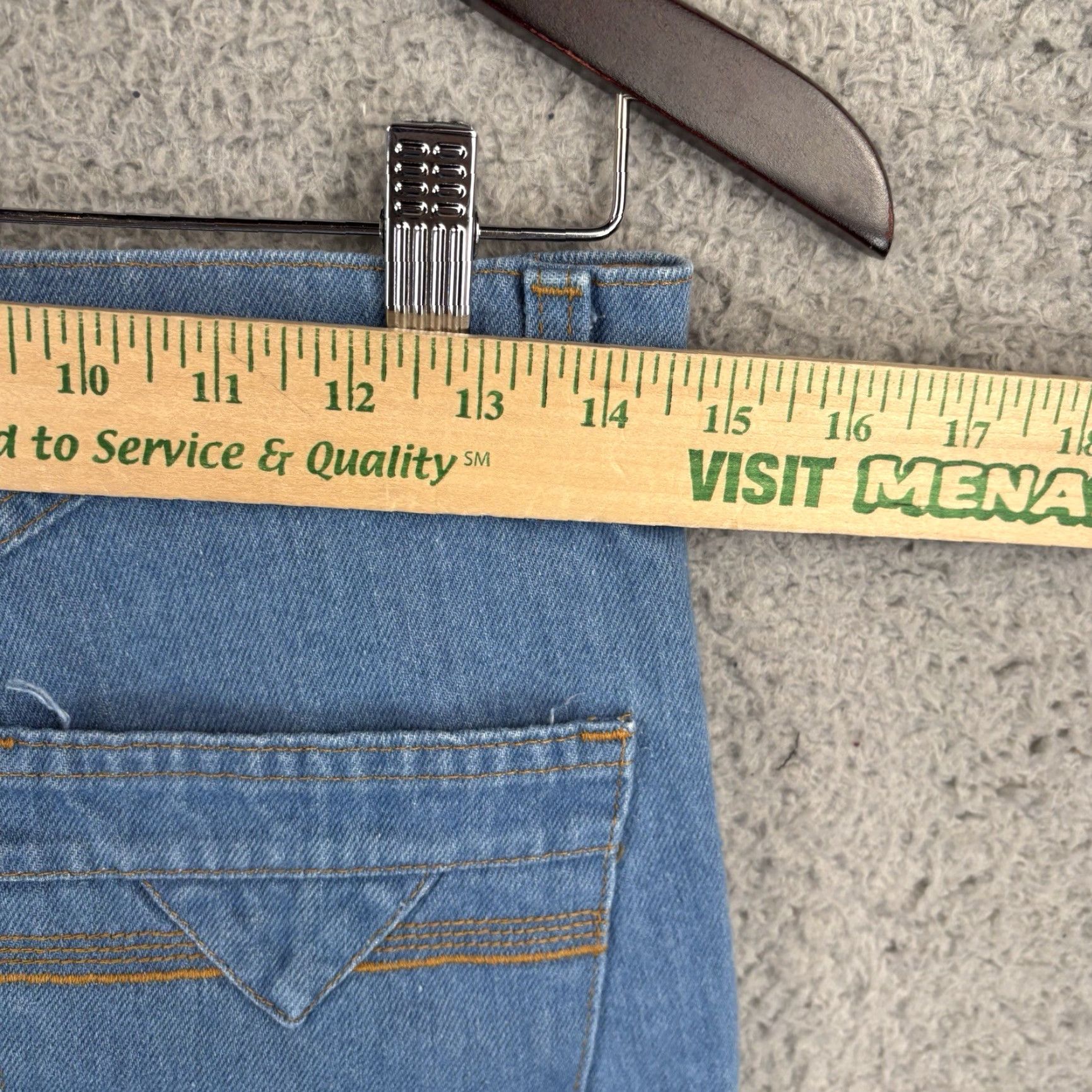 Levi's VINTAGE Levi's Jeans Mens 29 Waist 29x35 Regular Fit 5-Pocket Denim 70s Orange Tab Talon Zipper 42 1970s Blue USA Cowboy Hippie Rock City Retro Size US 29 - 5 Thumbnail