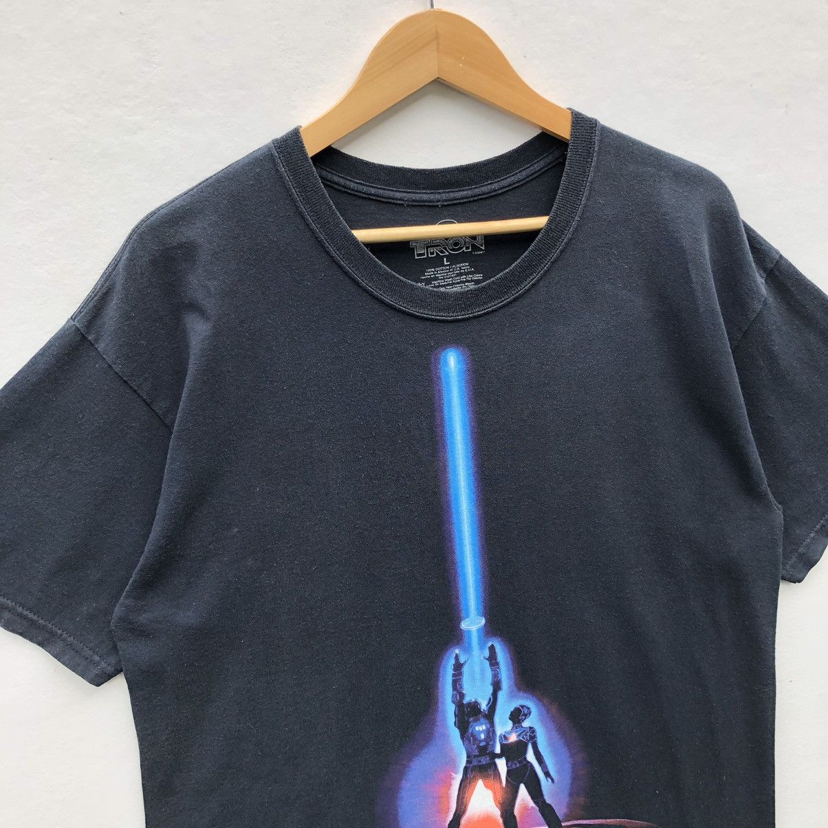 Disney Daft Punk Shirt Tron Legacy Disney Movie Men's Size L Shirt Size US L / EU 52-54 / 3 - 5 Thumbnail