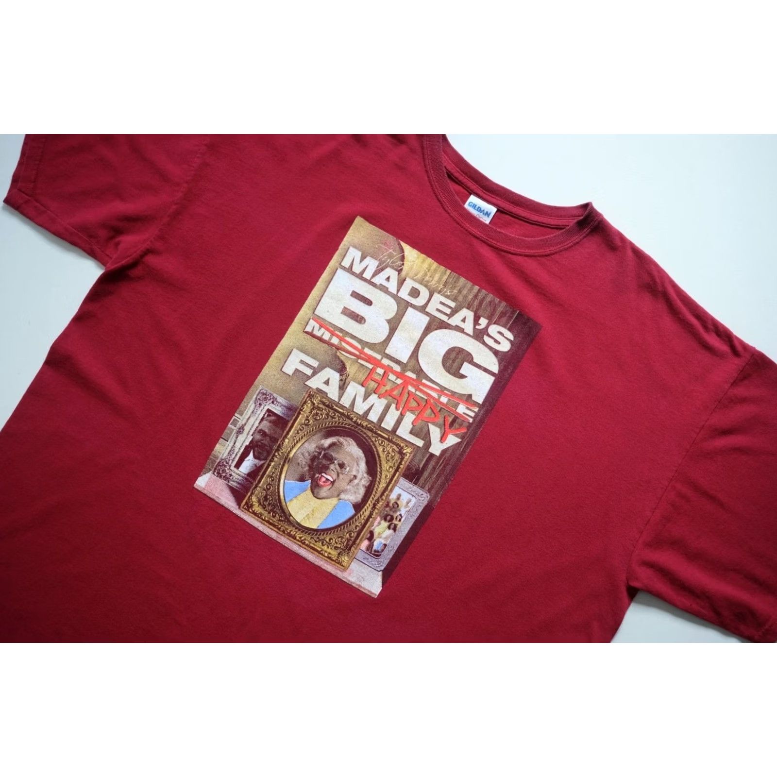 Gildan VINTAGE Madea Movie Promo Big Happy Family Graphic T Shirt 2XL Red Cotton Gildan Men N/A Size US XXL / EU 58 / 5 - 5 Thumbnail