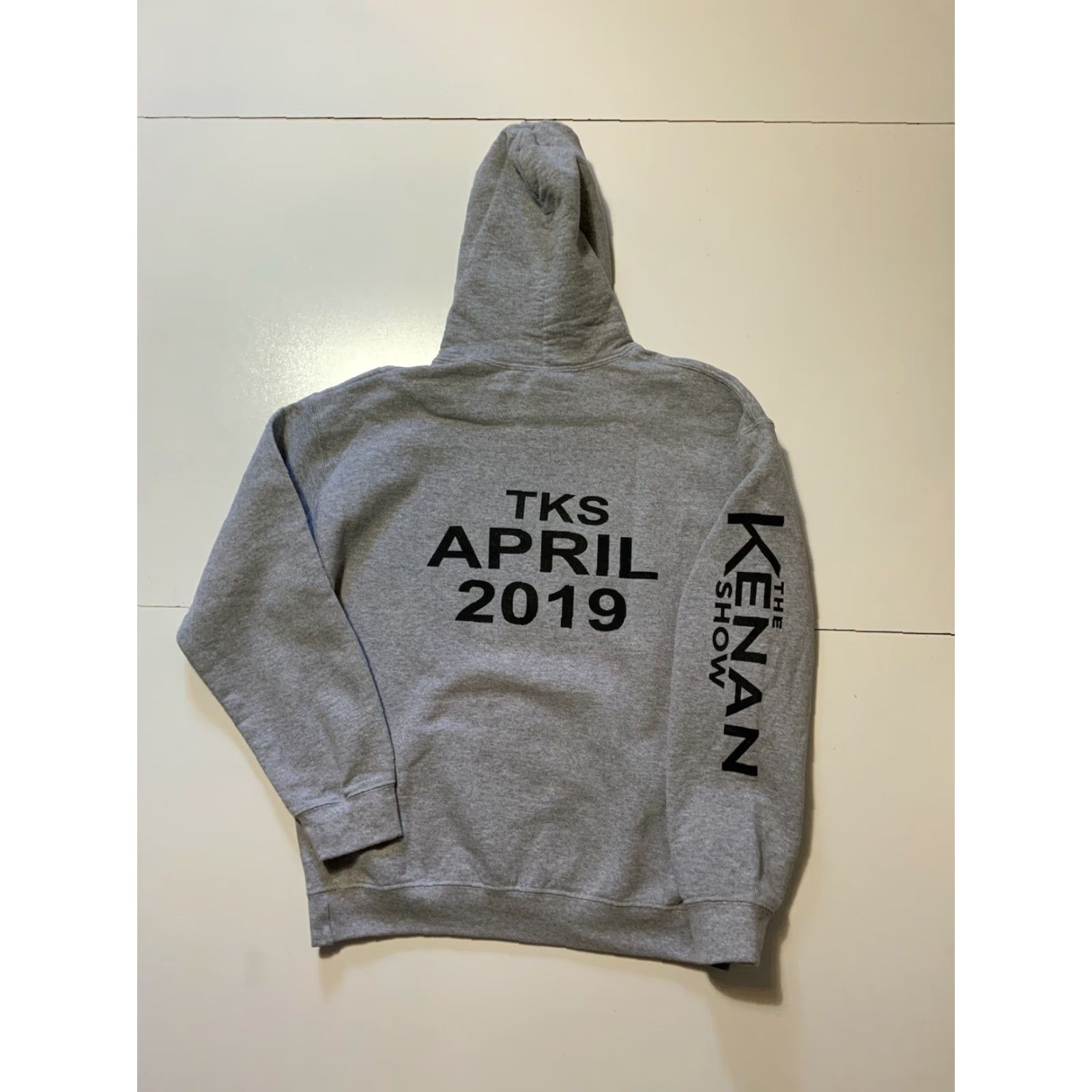 Gildan VINTAGE The Kenan Show Kenan Thompson Chris Rock Sitcom Promo Hoodie M Mens Gray Pullover Rock Theme Sz. M Size US M / EU 48-50 / 2 - 2 Thumbnail