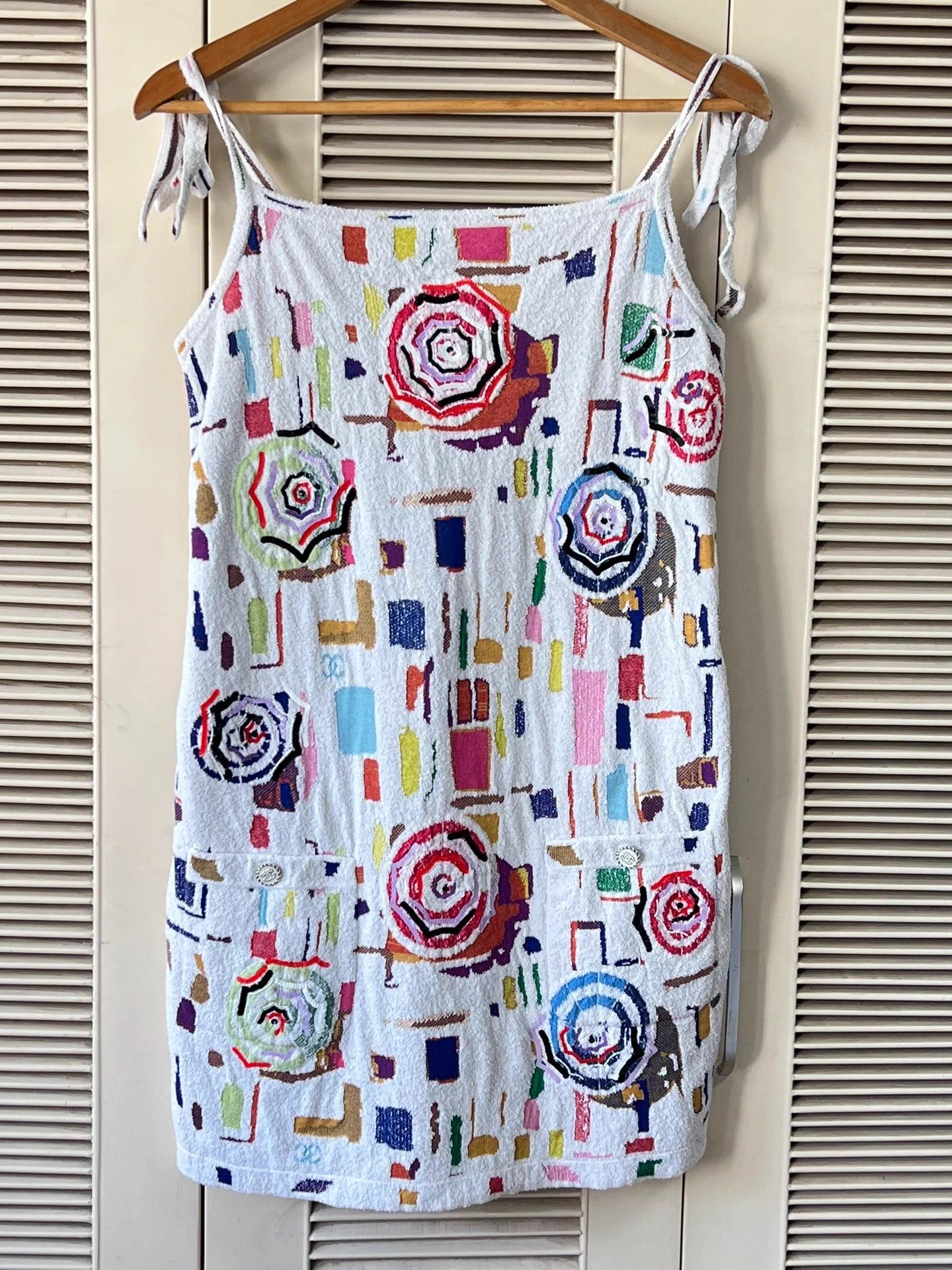 Chanel Chanel 2019 SS Beach Cami Dress White Graffiti Adjustable 36 Size XS / US 0-2 / IT 36-38 - 1 Thumbnail