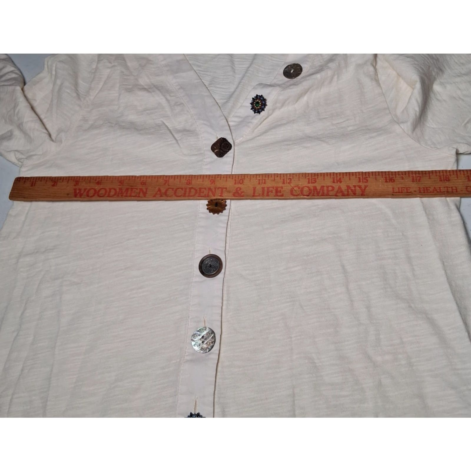 Soft Surroundings Soft Surroundings Shirt Women S Ivory Button-Up Tunic Long Sleeve V-Neck Knit Cotton Boho Artsy Classic Casual Christmas? Size S / US 4 / IT 40 - 3 Thumbnail