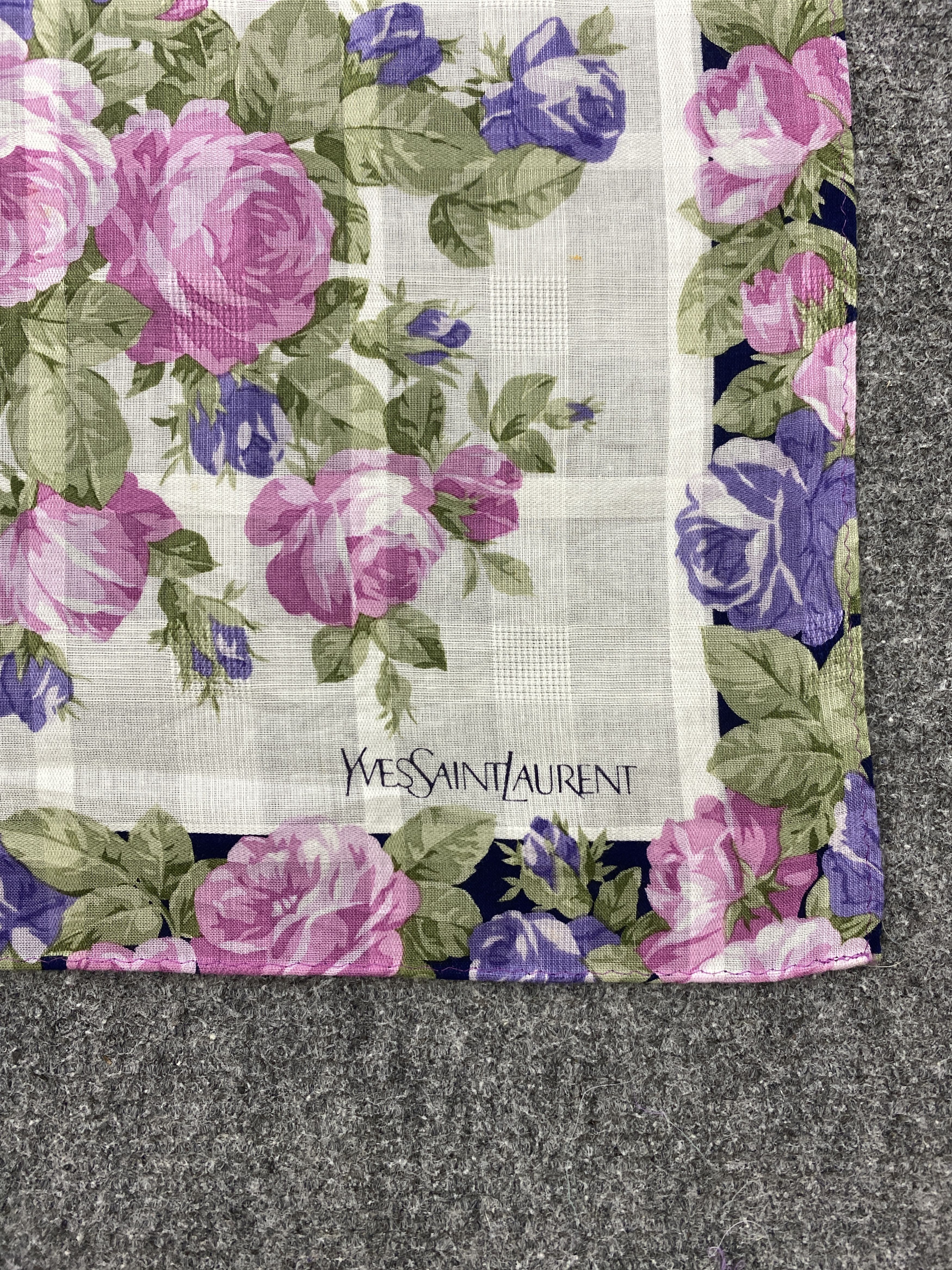 Vintage Yves Saint Laurent Handkerchief / Neckerchief HKC0779 Size ONE SIZE - 5 Thumbnail