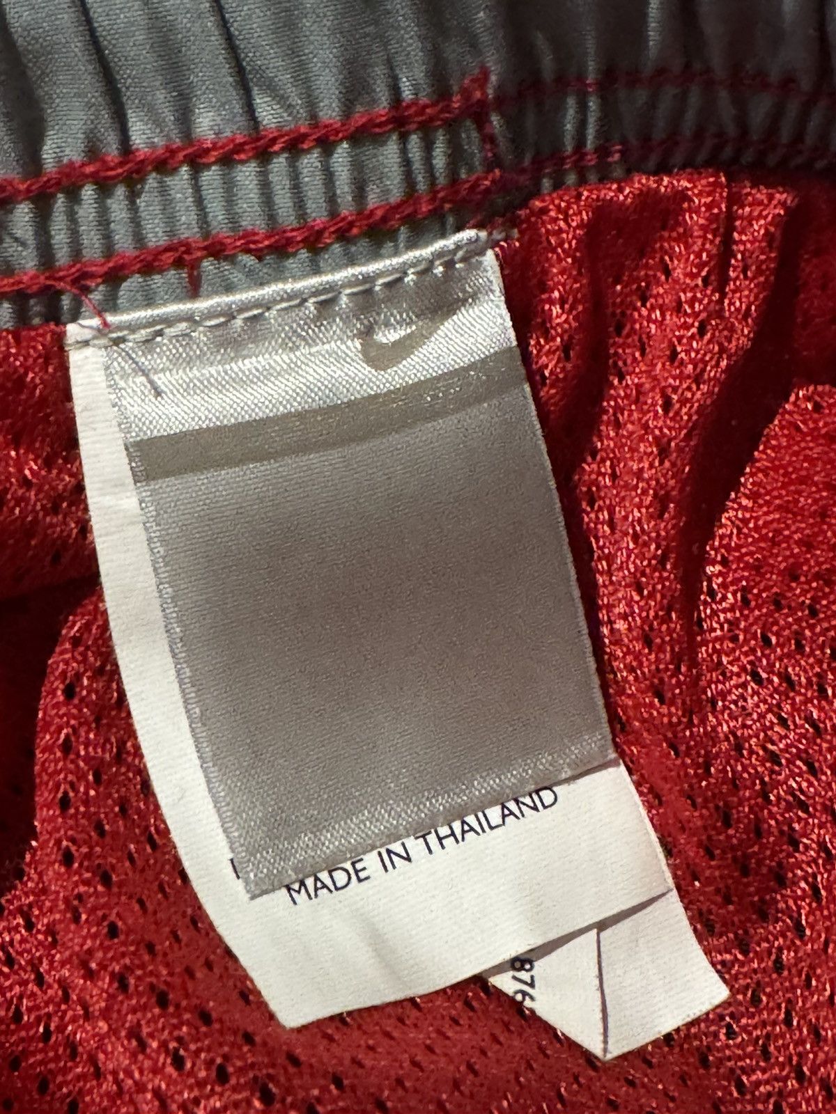 Nike Vintage Nike Swim Trunks Small 30 Red Silver Black Surf m Size US 30 / EU 46 - 11 Thumbnail