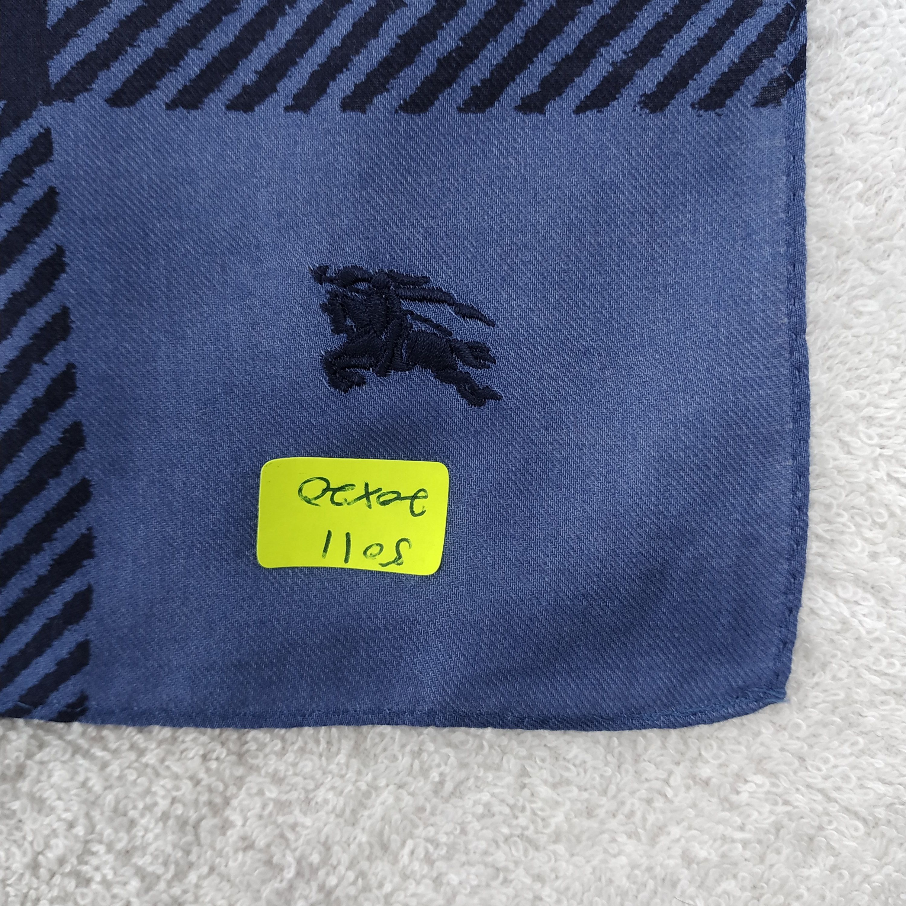 Burberry × Vintage Burberry Bandana / Handkerchief / Neckerchief - S011 Size ONE SIZE - 5 Thumbnail