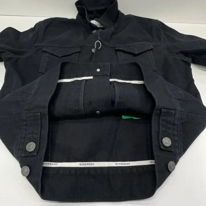 Givenchy Givenchy Givenchy Black Denim Jacket with Letter Print -25 Size US XL / EU 56 / 4 - 7 Thumbnail