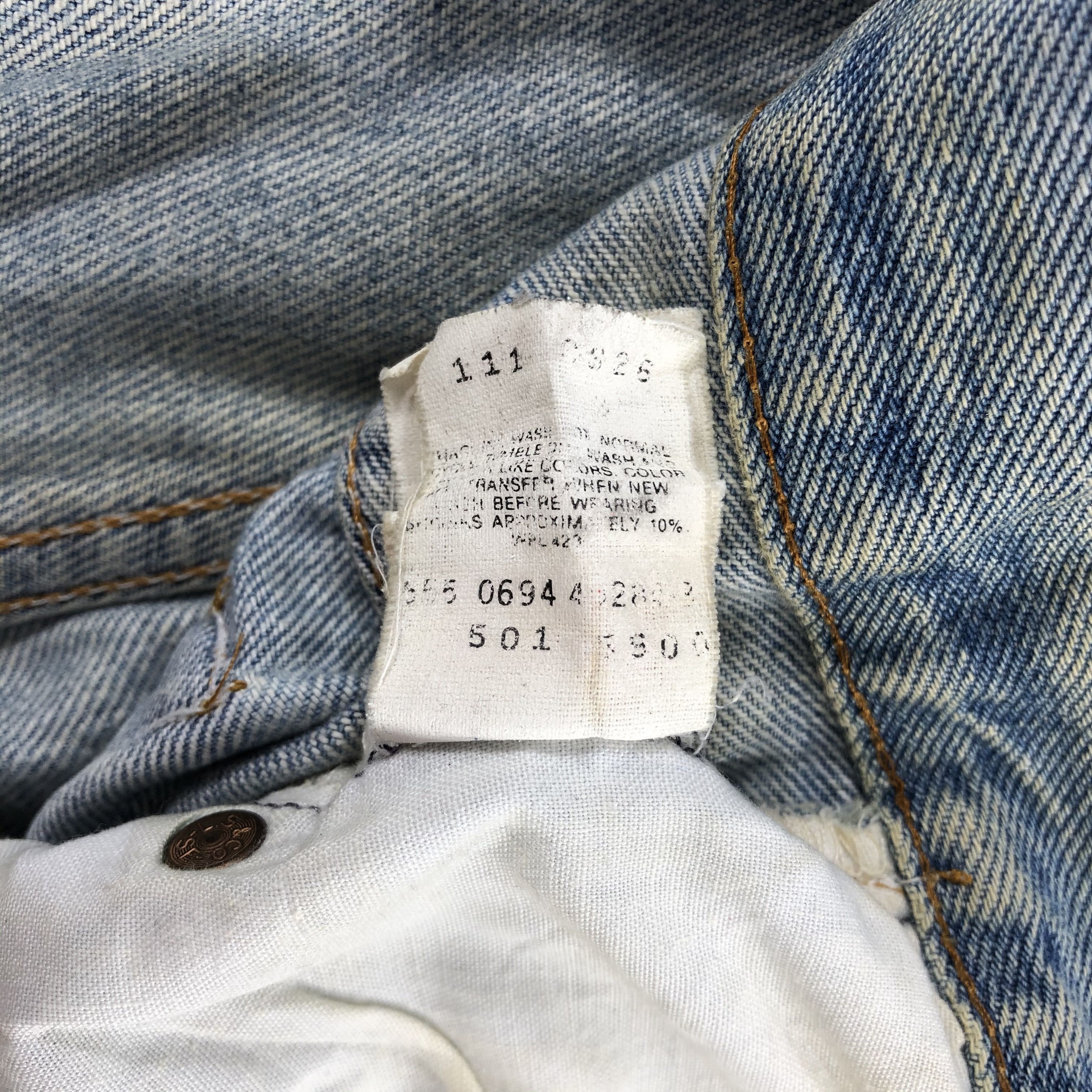 Levi's Vintage 90s Light Wash Levis 501 Jeans-JM2259 Size US 43 - 19 Thumbnail