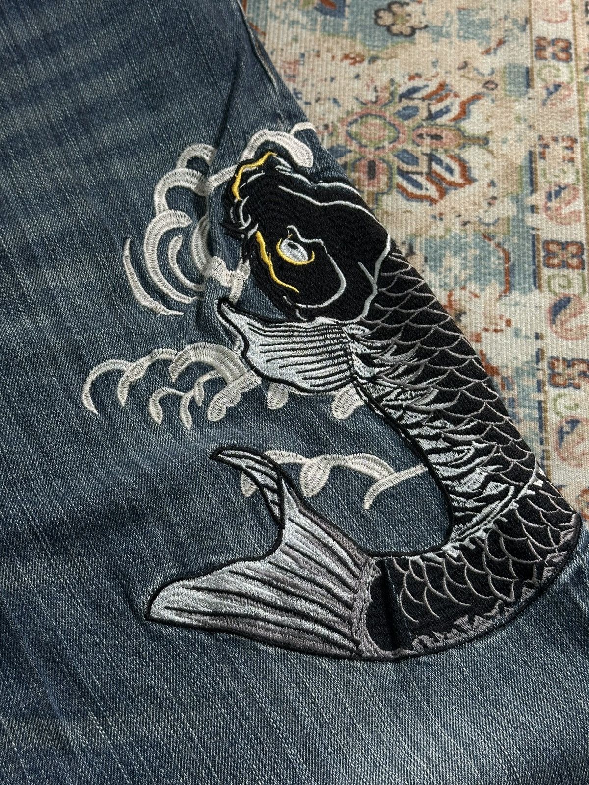 Karakuri Tamashii KARAKURI STYLE ‘ DOMINATE ‘ KOI EMBROIDERY JAPANESE DENIM Size US 30 / EU 46 - 3 Thumbnail
