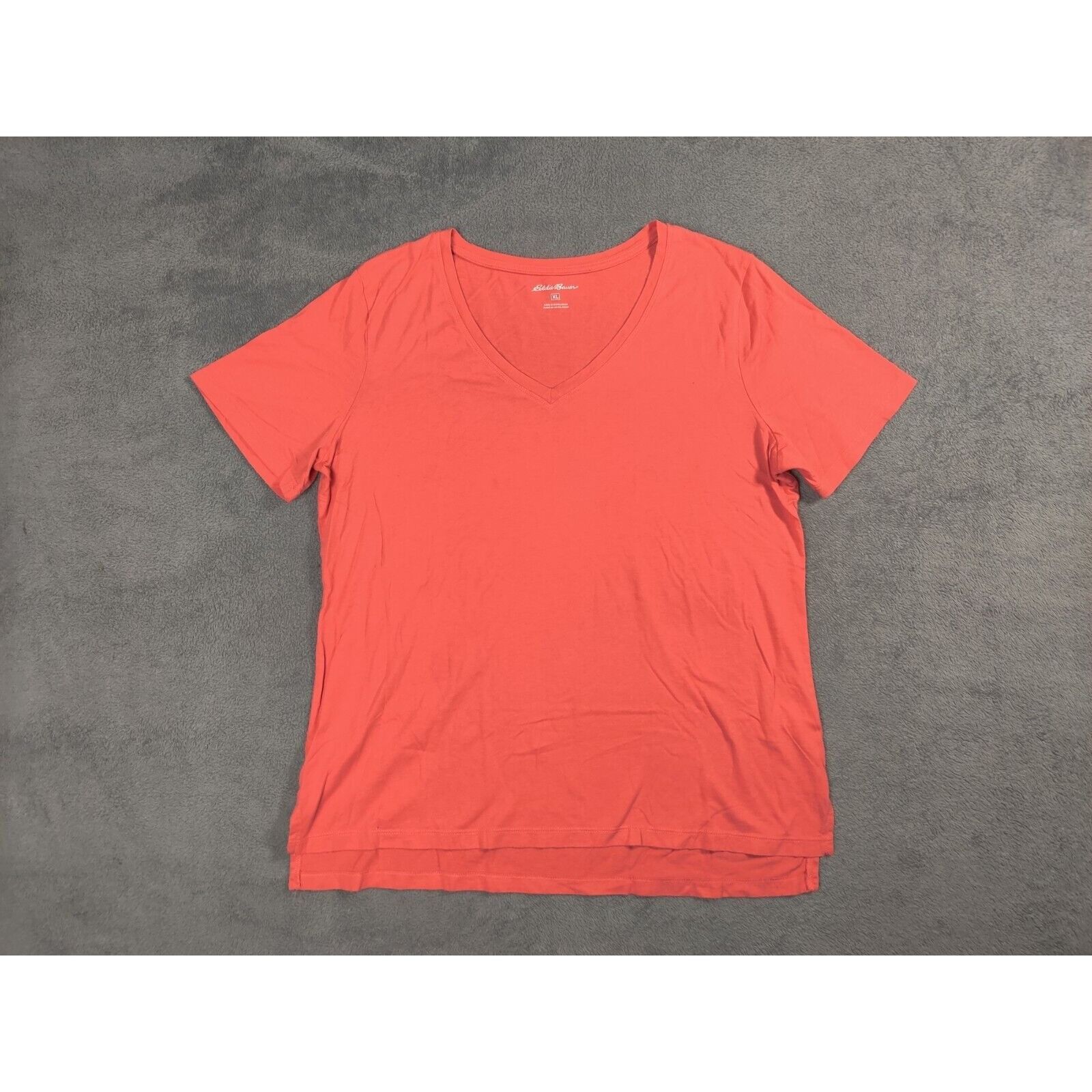 Eddie Bauer Eddie Bauer Shirt Adult Mens XL Solid Dark Pink V-Neck Size US XL / EU 56 / 4 - 1 Thumbnail