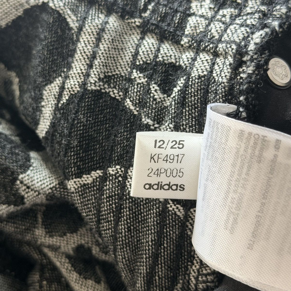 Bape Adidas x bape Size US 44 / EU 60 - 7 Thumbnail
