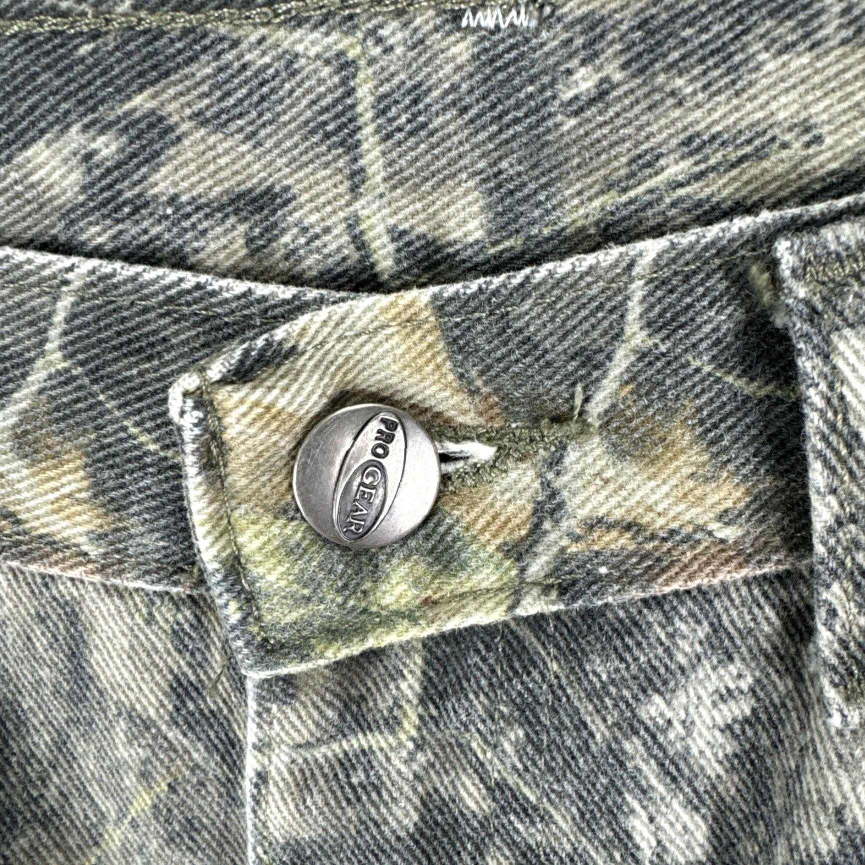 Wrangler VINTAGE Wrangler ProGear RealTree Camo Jeans 34x26 Hunting Briar Brush-Guard Jeans Size US 34 / EU 50 - 7 Thumbnail