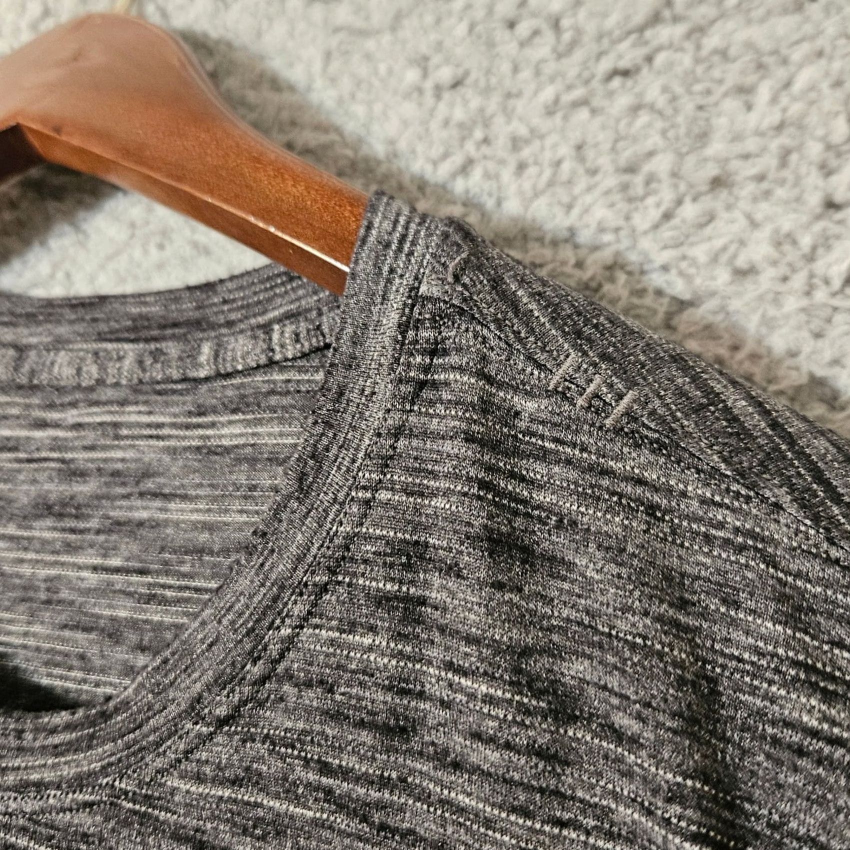 Lululemon Lululemon Metal Vent Tech Shirt Small Gray Long Sleeve Performance Stretch Mens Size US S / EU 44-46 / 1 - 3 Thumbnail