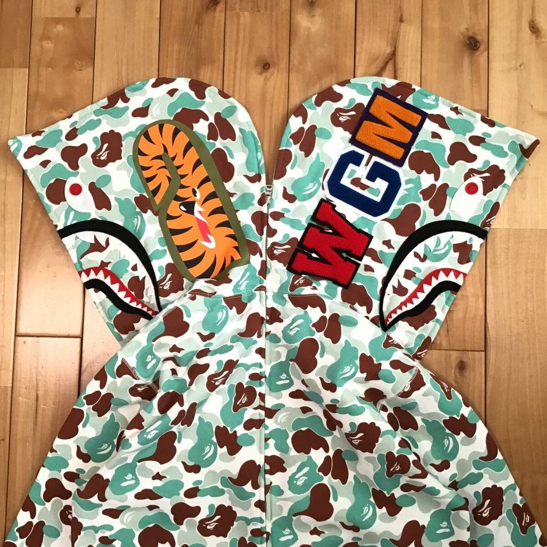 Bape 2024 🔥Sendai Store Camo🔥 BAPE shark full zip hoodie APE Size US M / EU 48-50 / 2 - 3 Thumbnail