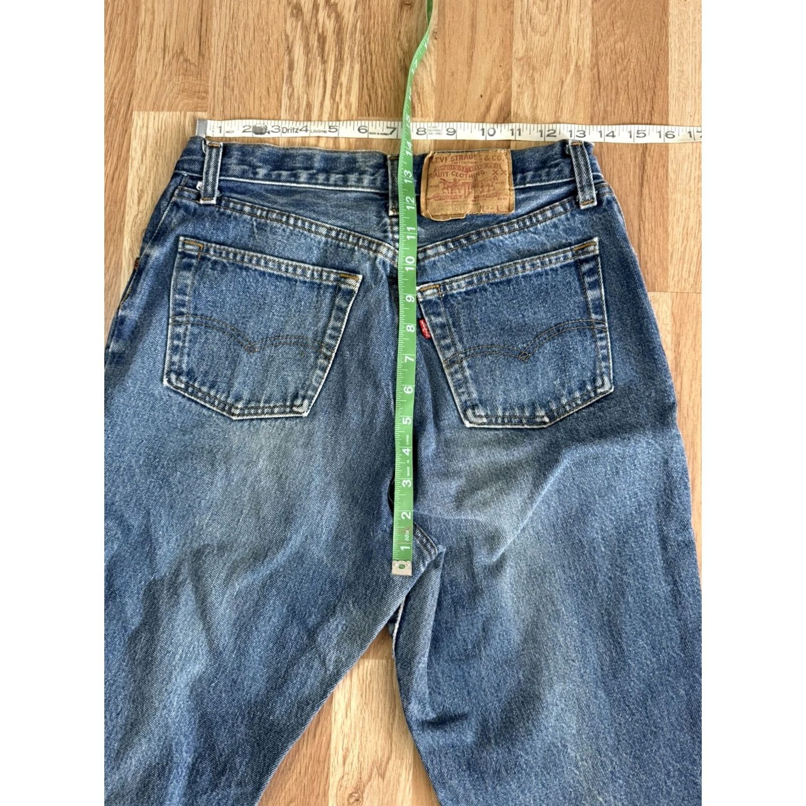 Levi's VINTAGE Levi’s 501XX Jeans Blue Denim 33 See Measurements 1980s Mens Size US 33 - 5 Thumbnail