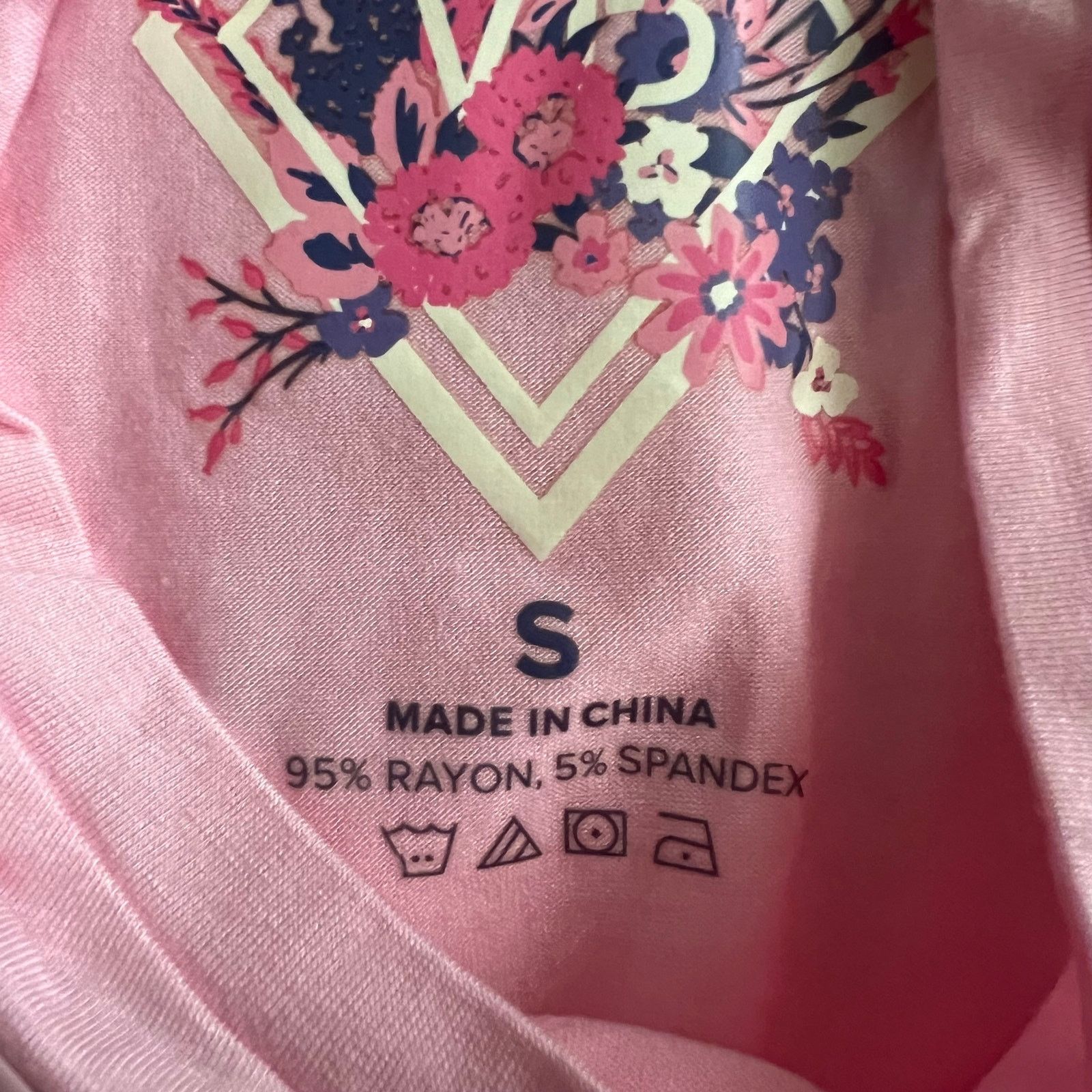 Vera Bradley VERA BRADLEY Pink Lady Cadence Essential Tee w/ Tags, Small Size S / US 4 / IT 40 - 4 Thumbnail