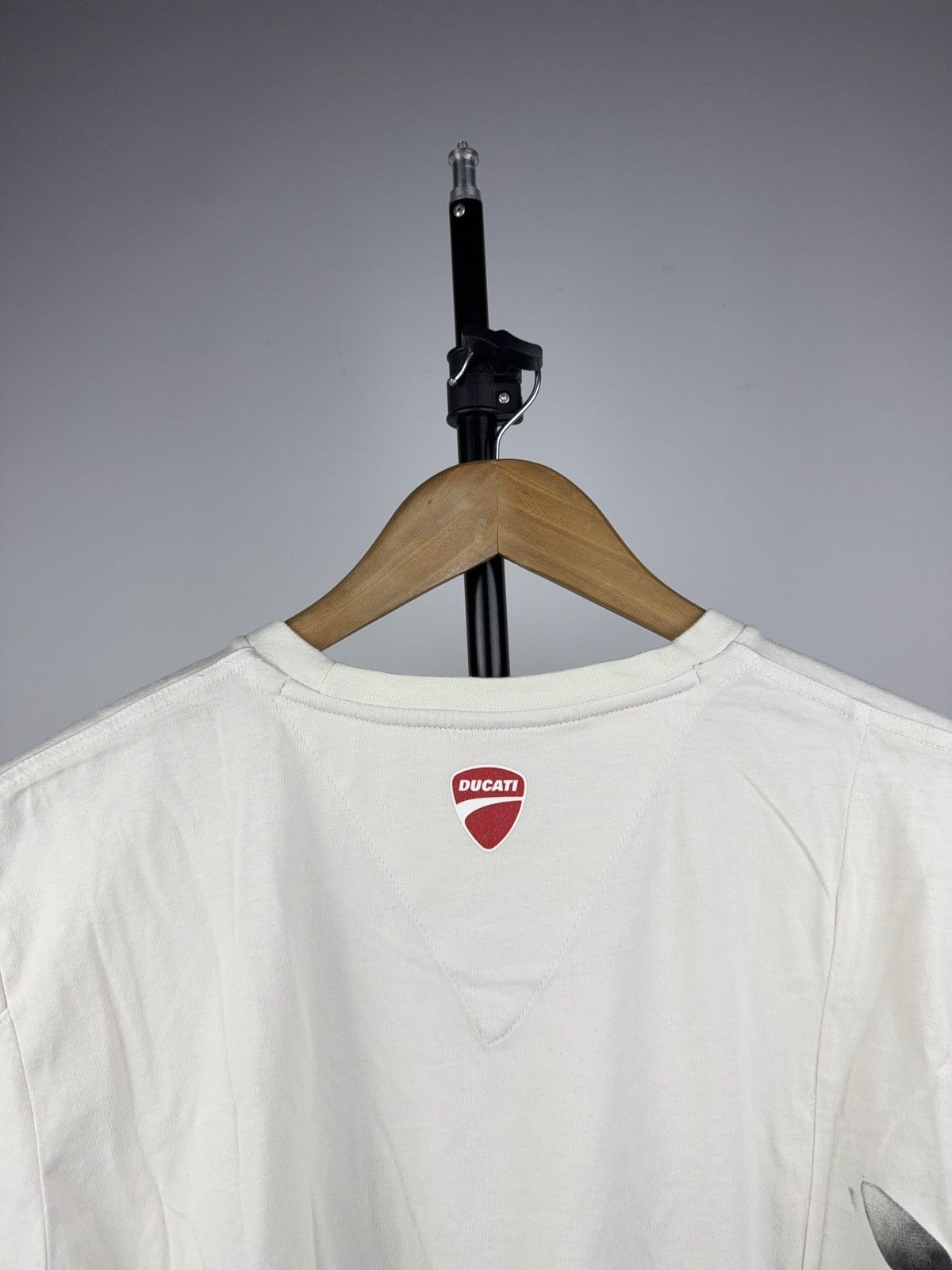 Ducati Vintage 00s Ducati x Puma Racing Moto Graphic Ivory Tee L Size US L / EU 52-54 / 3 - 10 Thumbnail
