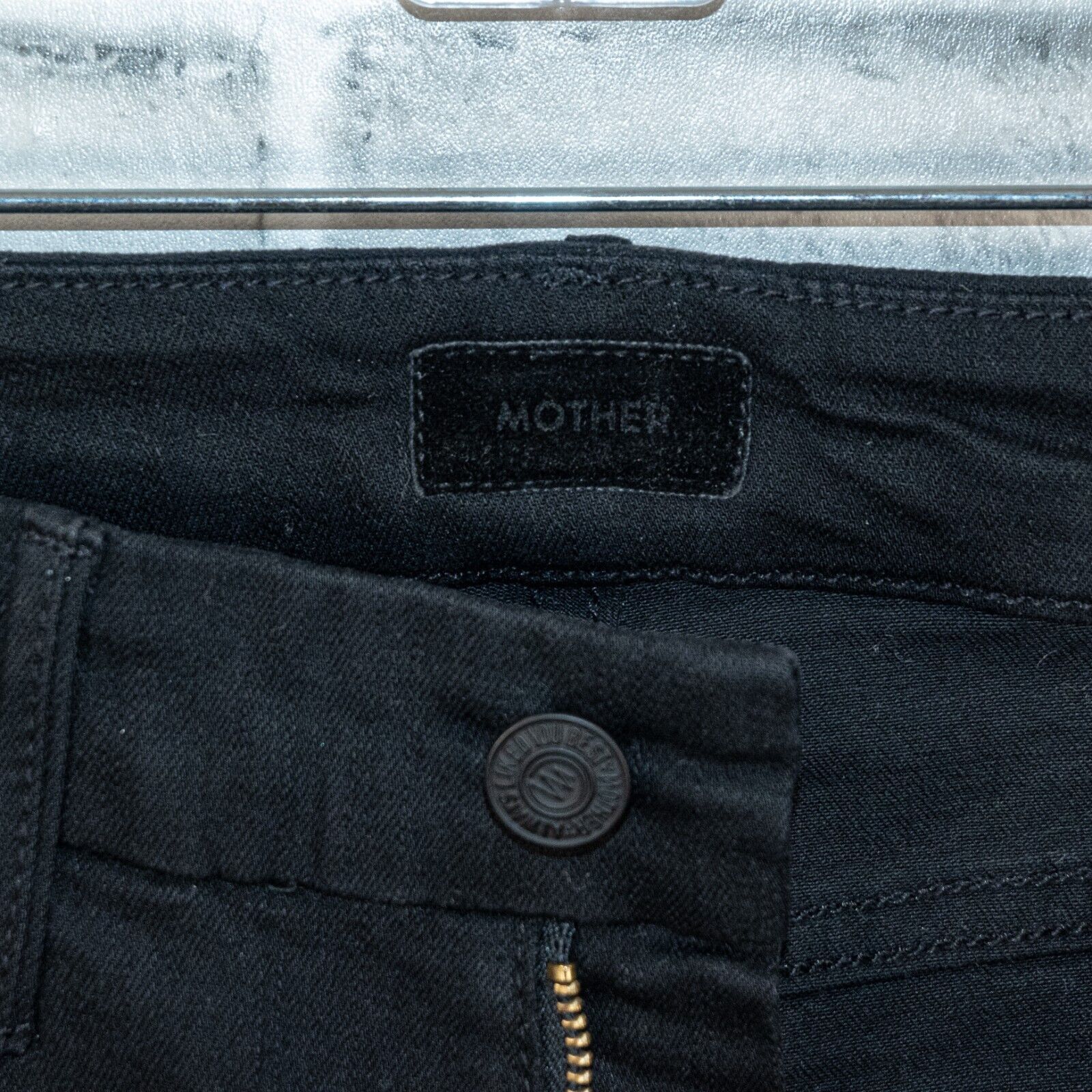 MOTHER MOTHER Denim The Looker Jeans in Black Not Guilty Size 24 Size 24" / US 00 / IT 34 - 2 Thumbnail