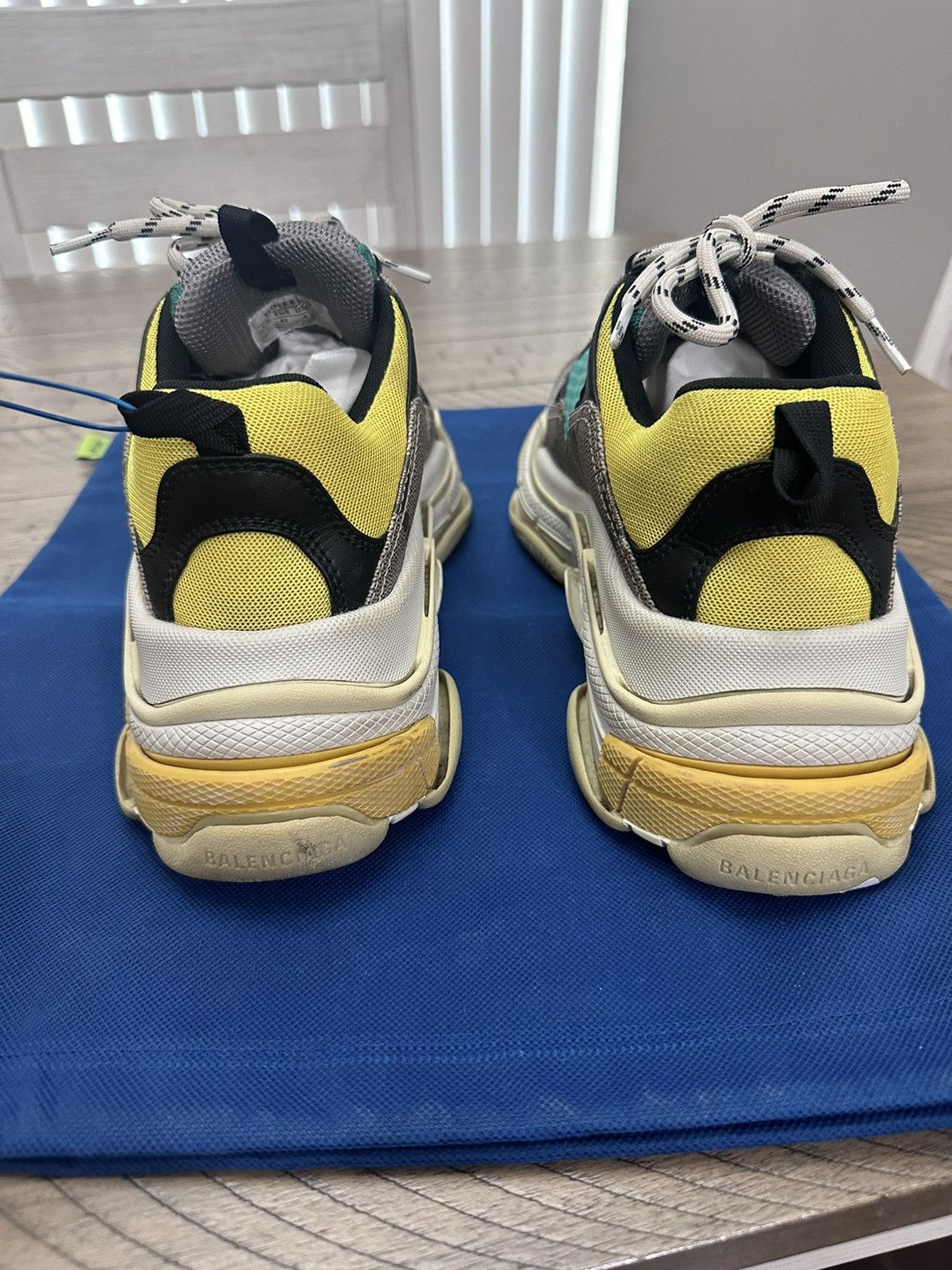 Balenciaga × Gucci Gucci balenciaga triple s sneakers Size US 8 / EU 41 - 5 Thumbnail
