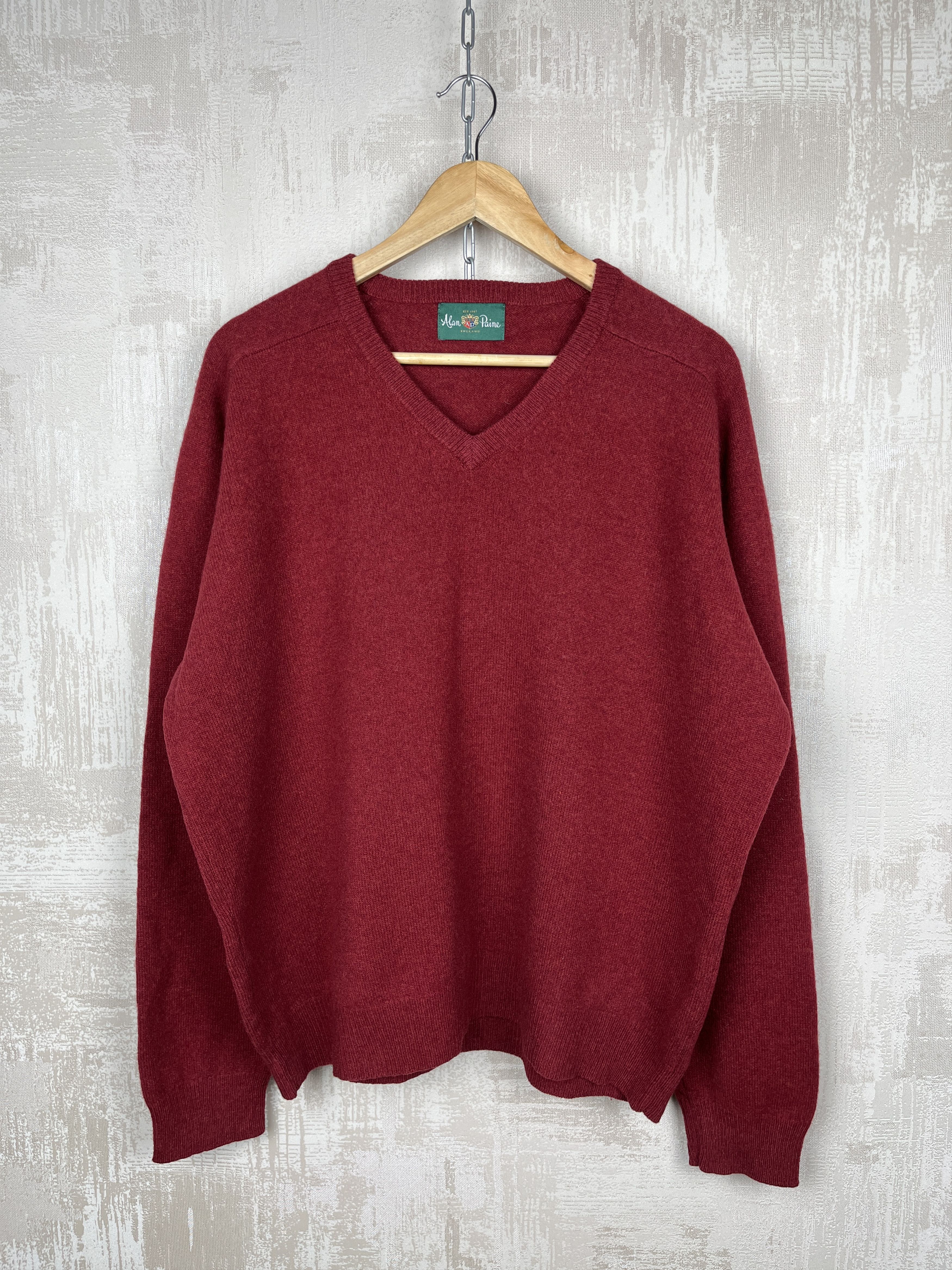 Alan Paine Alan Paine V-Neck Wool Sweater Size UK 50" 127 cm EU 58 Size US XL / EU 56 / 4 - 1 Thumbnail