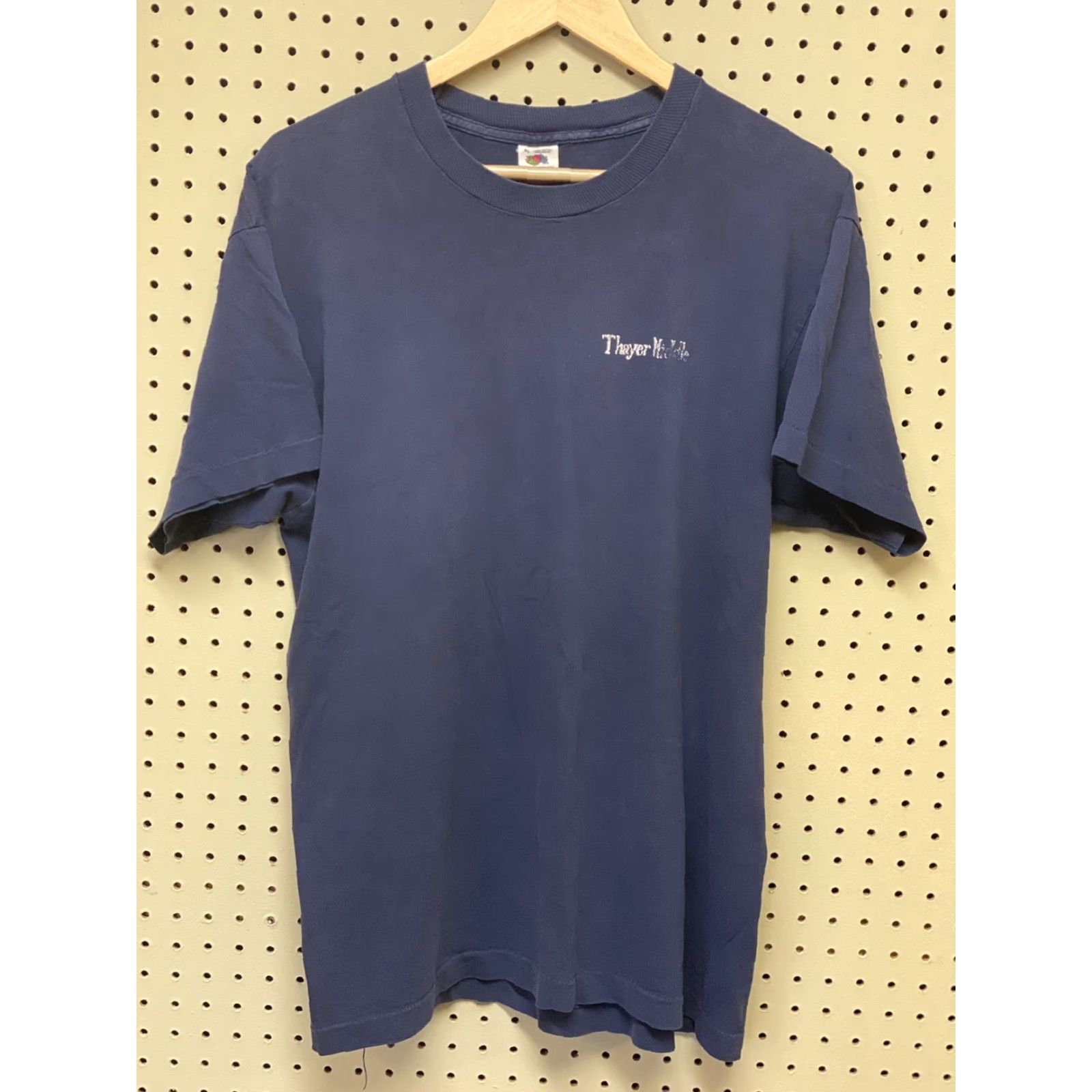 Fruit Of The Loom VINTAGE Thayer Academy Middle School Shirt XL Blue USA Mens T-Shirt Fruit of the Loom Crew Neck Short Sleeve Cotton Classic Size XL School Size US XL / EU 56 / 4 - 2 Thumbnail