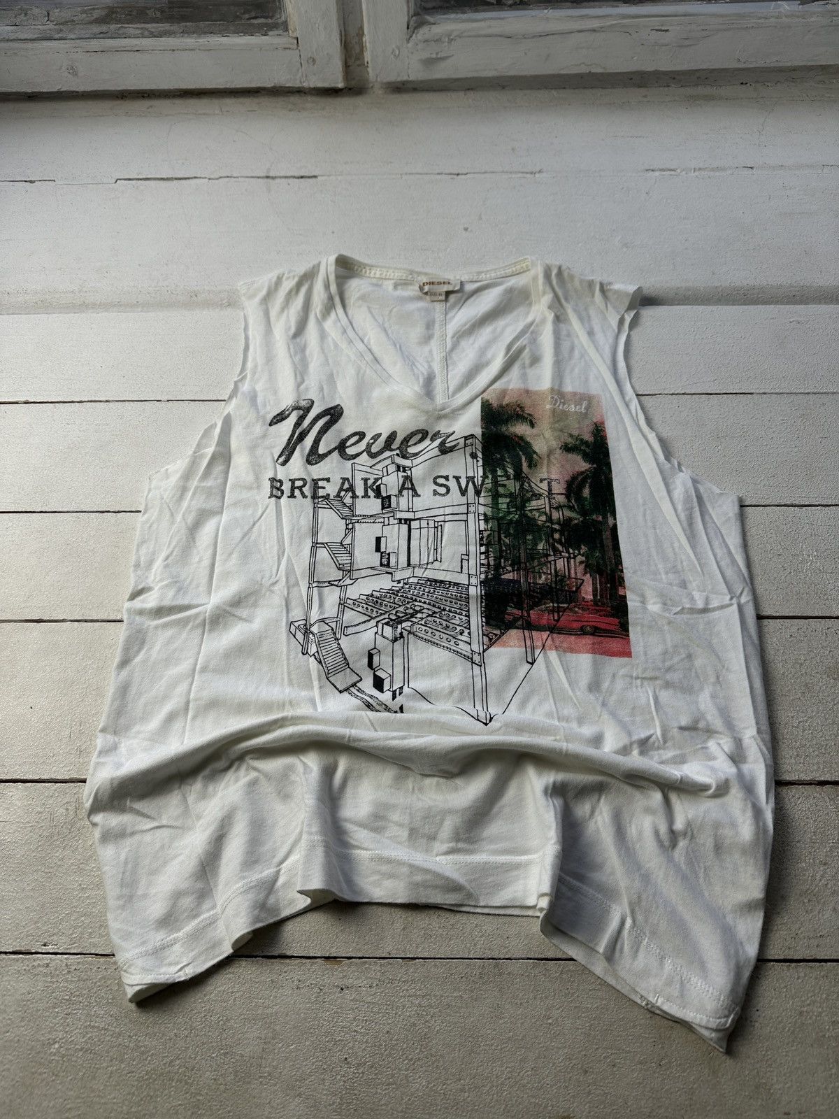 Diesel CRAZY🚨 DIESEL AVANT GARDE Y2K POCKET TANK TOP MEN B&W Size US XL / EU 56 / 4 - 1 Thumbnail