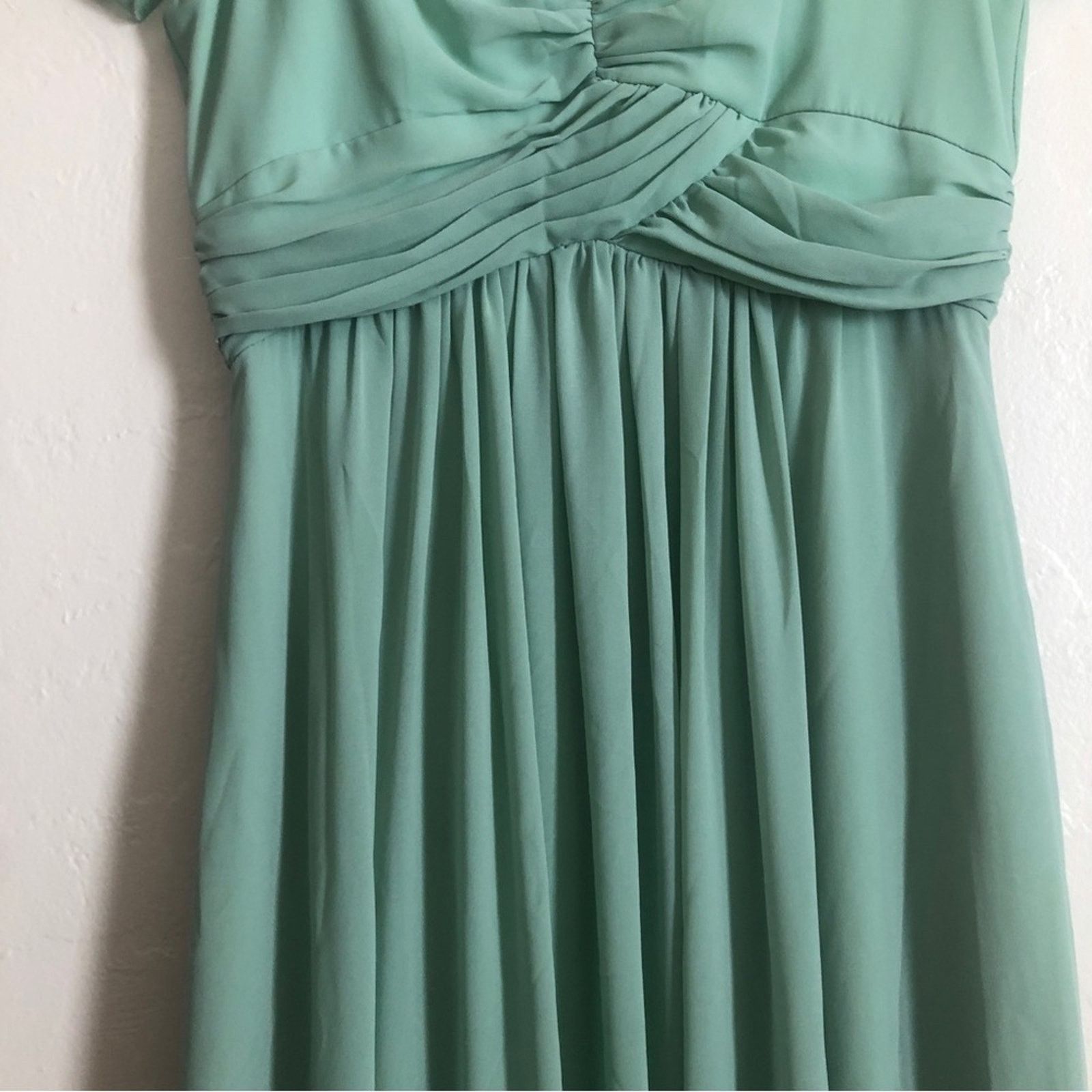 Other NWT Pinkblush Light Olive Chiffon Maternity Formal Dress Size S / US 4 / IT 40 - 3 Thumbnail