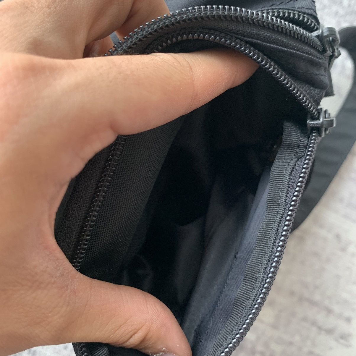 Y's × Yohji Yamamoto Ysaccs by Yohji Nylon Sling Bag Size ONE SIZE - 9 Thumbnail