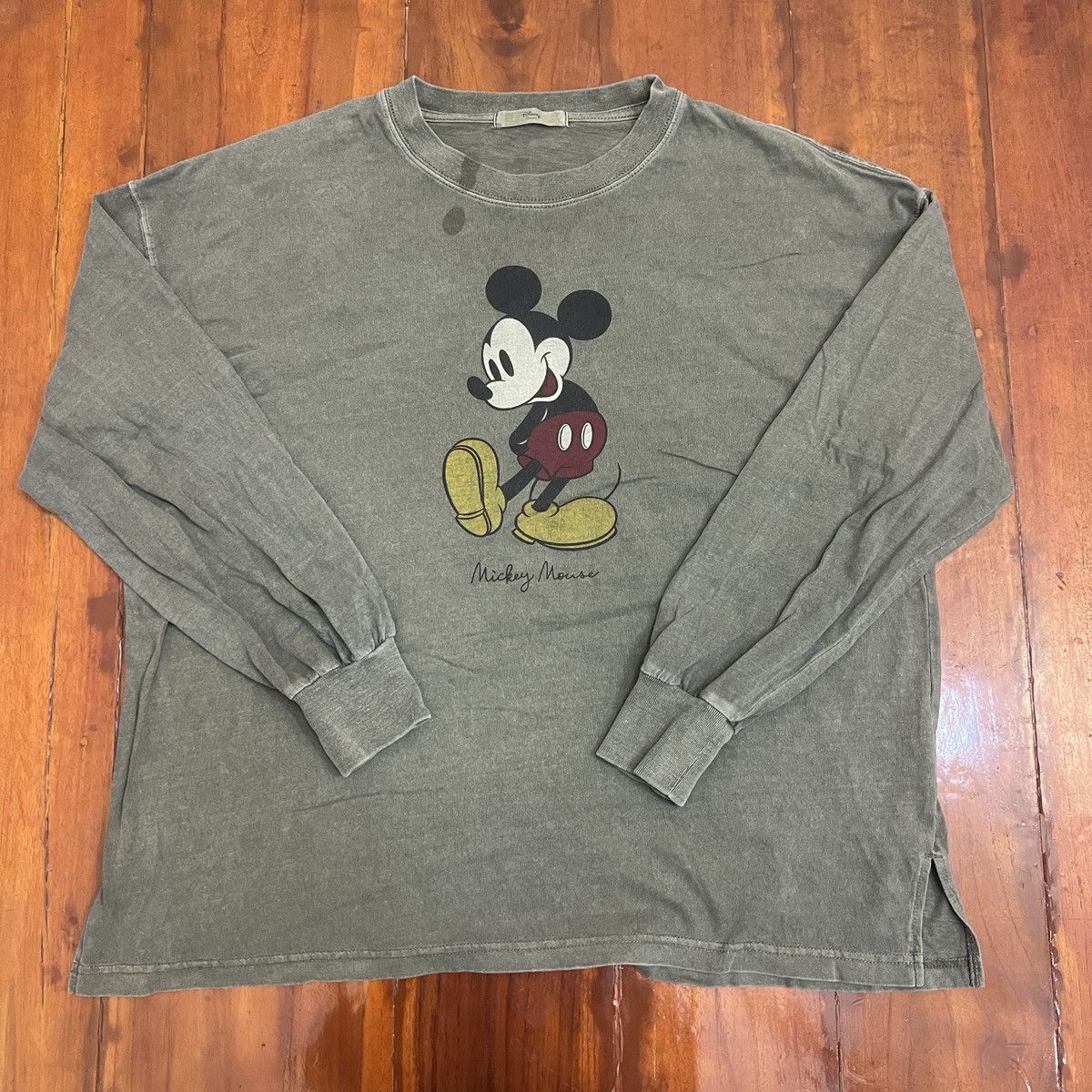 Disney Mickey Mouse Long Sleeves army colourway Size L / US 10 / IT 46 - 1 Thumbnail