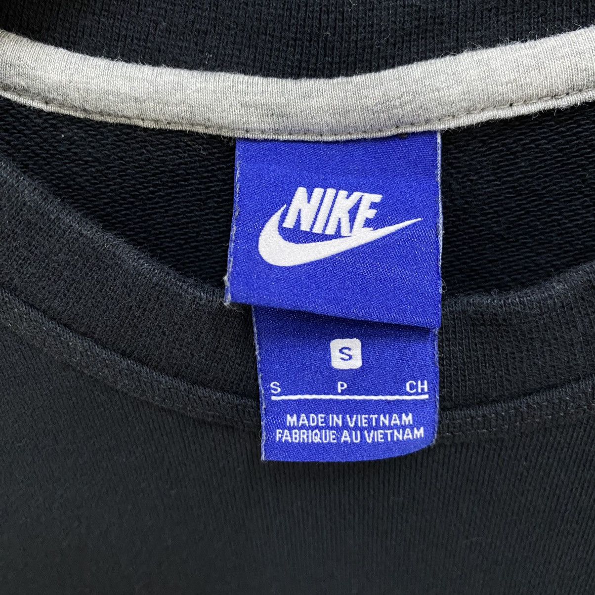 Nike Vintage Nike Small Swoosh Sweatshirt Black Embroidered Logo Size US S / EU 44-46 / 1 - 9 Thumbnail