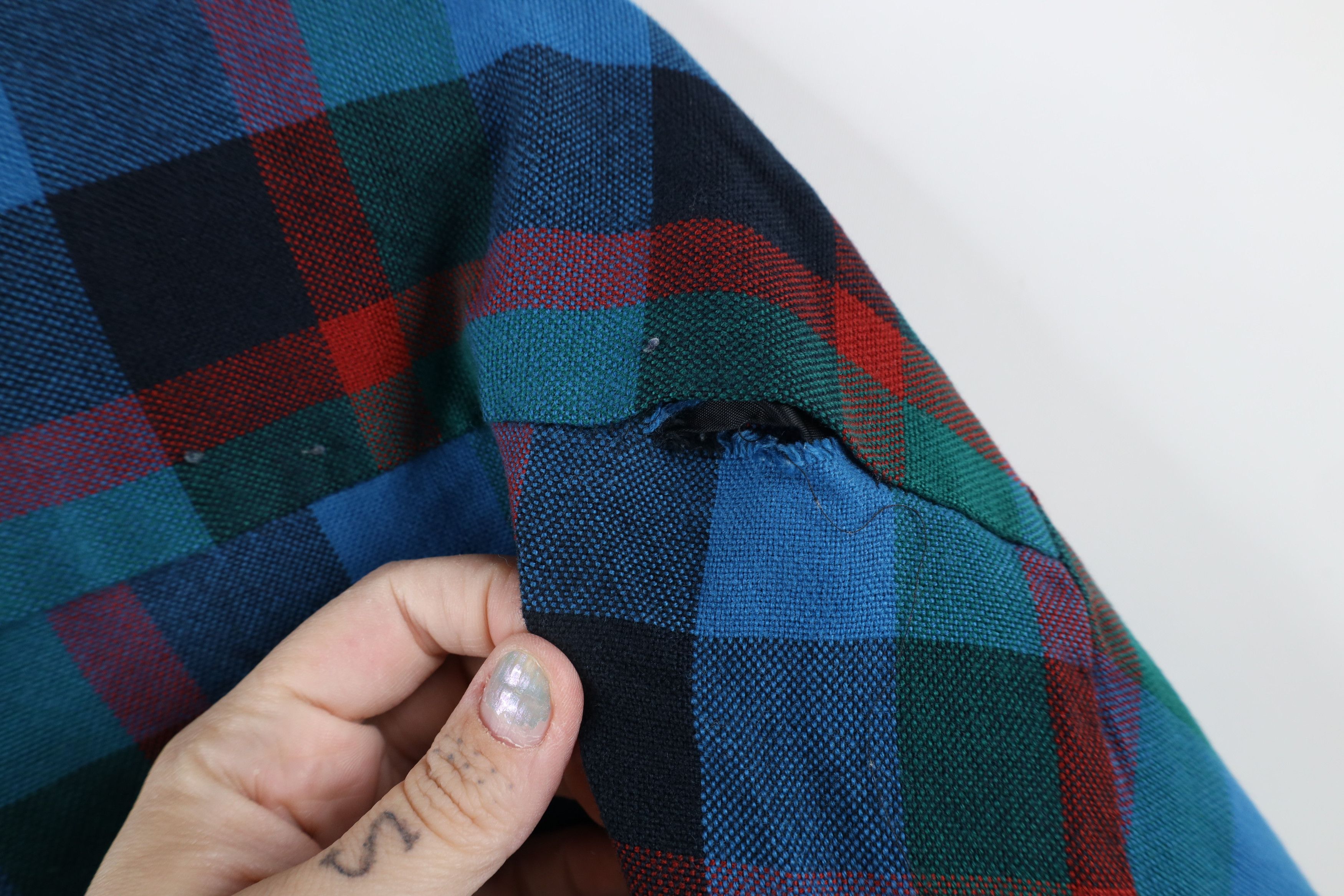 Vintage Vintage 90s Streetwear Collared Button Shirt Rainbow Plaid Size US XL / EU 56 / 4 - 12 Thumbnail