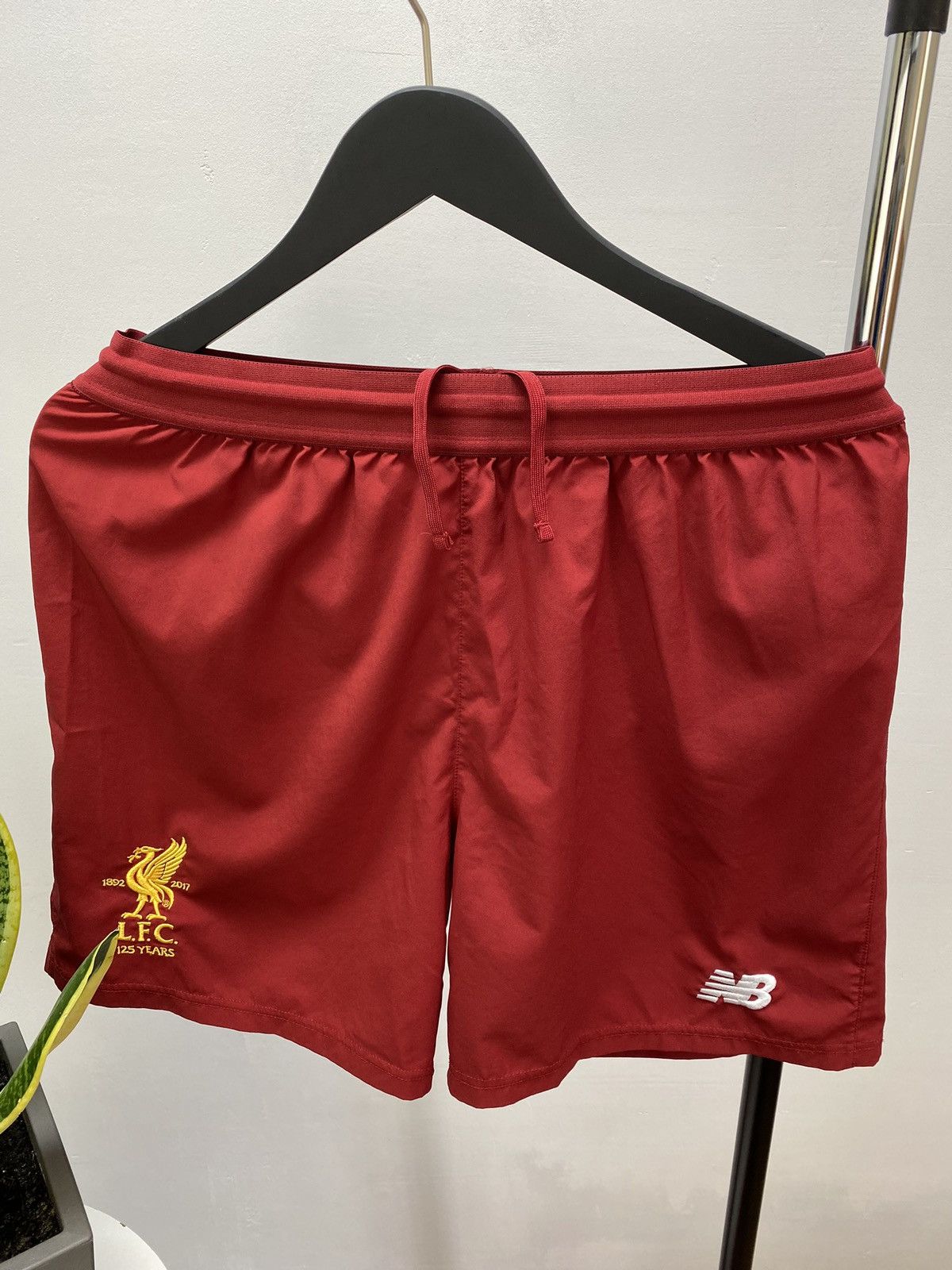 New Balance FC Liverpool 2017 2018 125 Years New Balance Soccer shorts Size US 32 / EU 48 - 4 Thumbnail